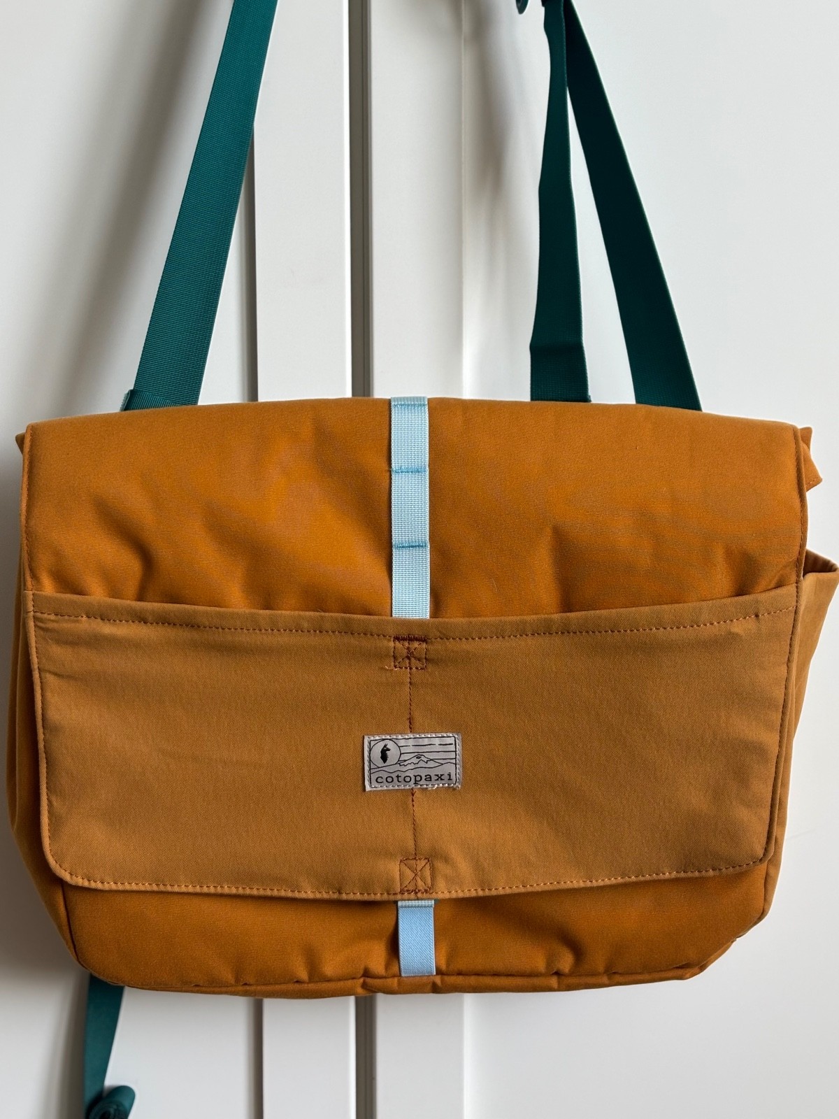 Cotopaxi Chuspa 15L Mustard Yellow Teal Messenger Laptop Travel Bag