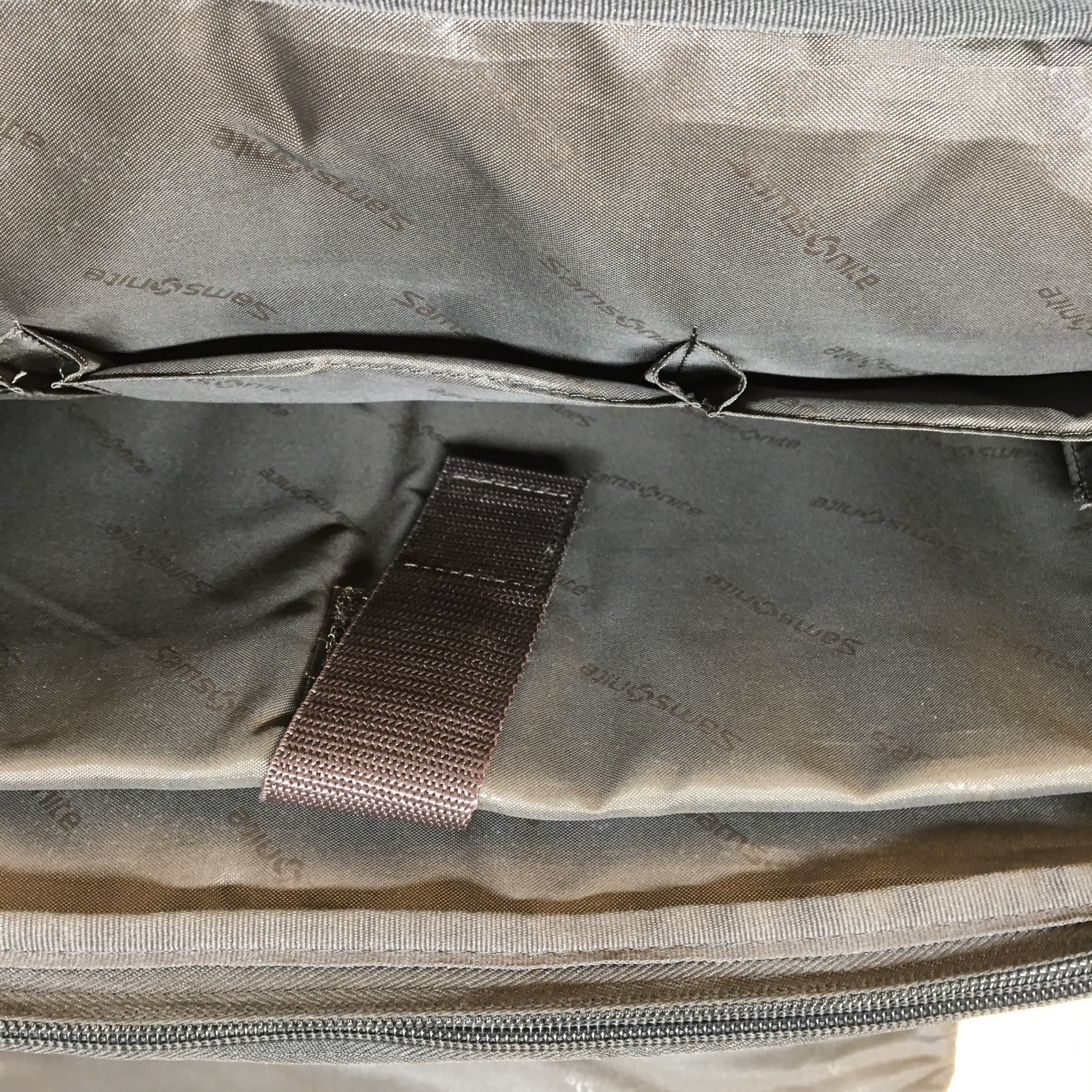 Samsonite Colombian Leather Flap Over Laptop Briefcase Dark Brown Premium 18″