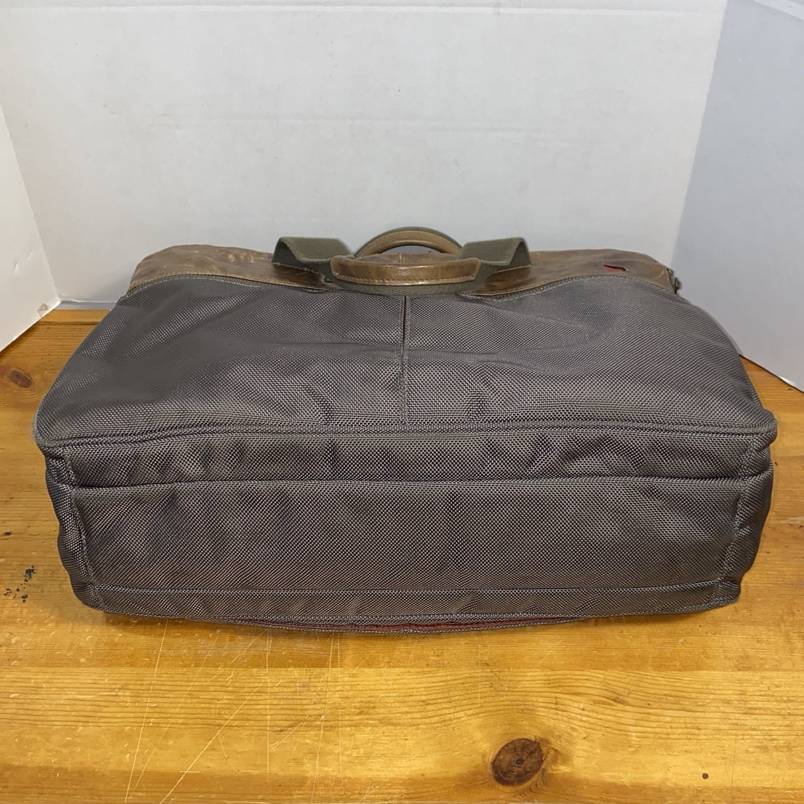 Tumi T-Tech Forge Bethelhem Portfolio Business Briefcase Leather Canvas