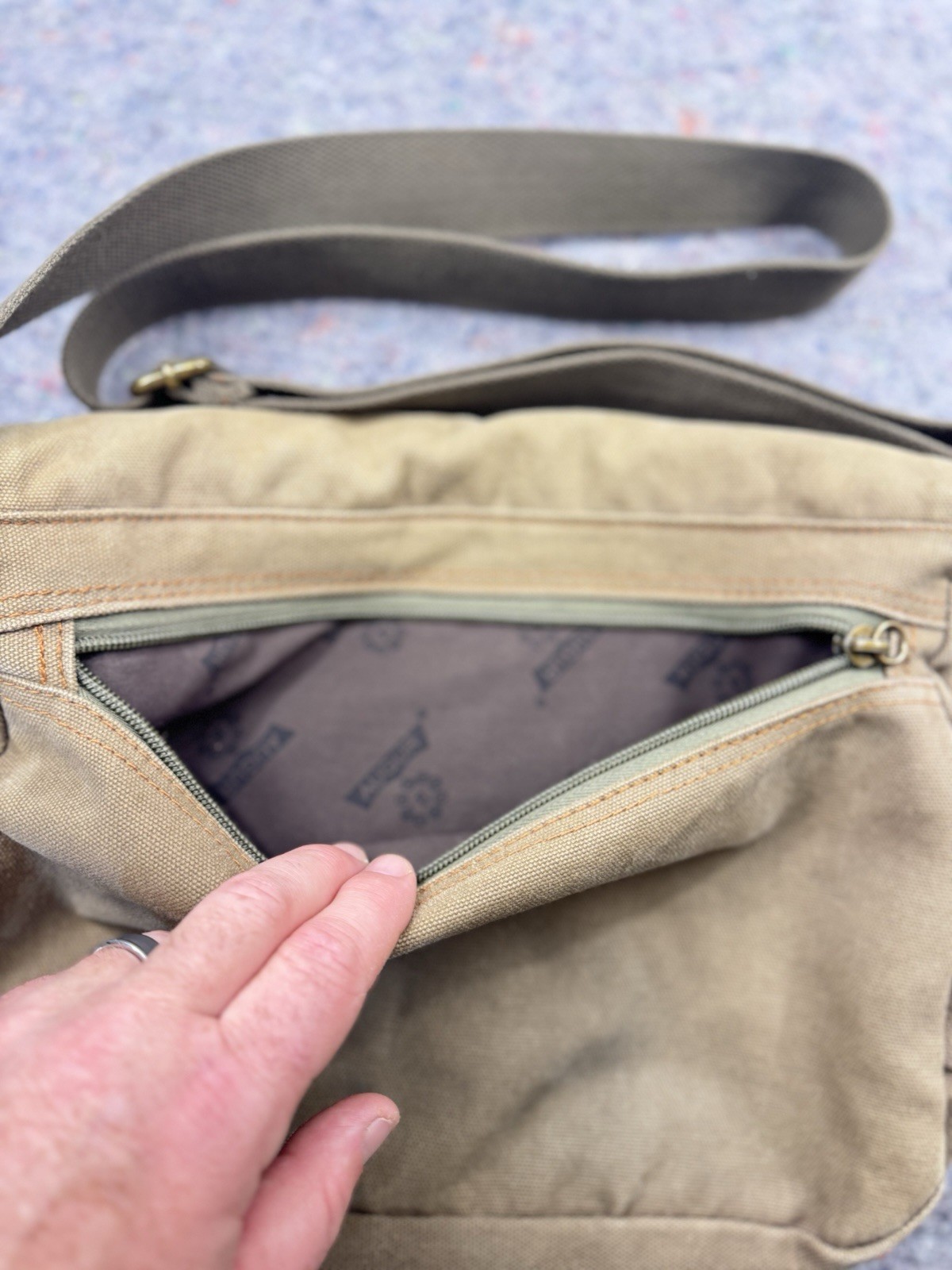 Augur Canvas Messenger Bag Crossbody Laptop Utility Satchel Vintage Style 1300
