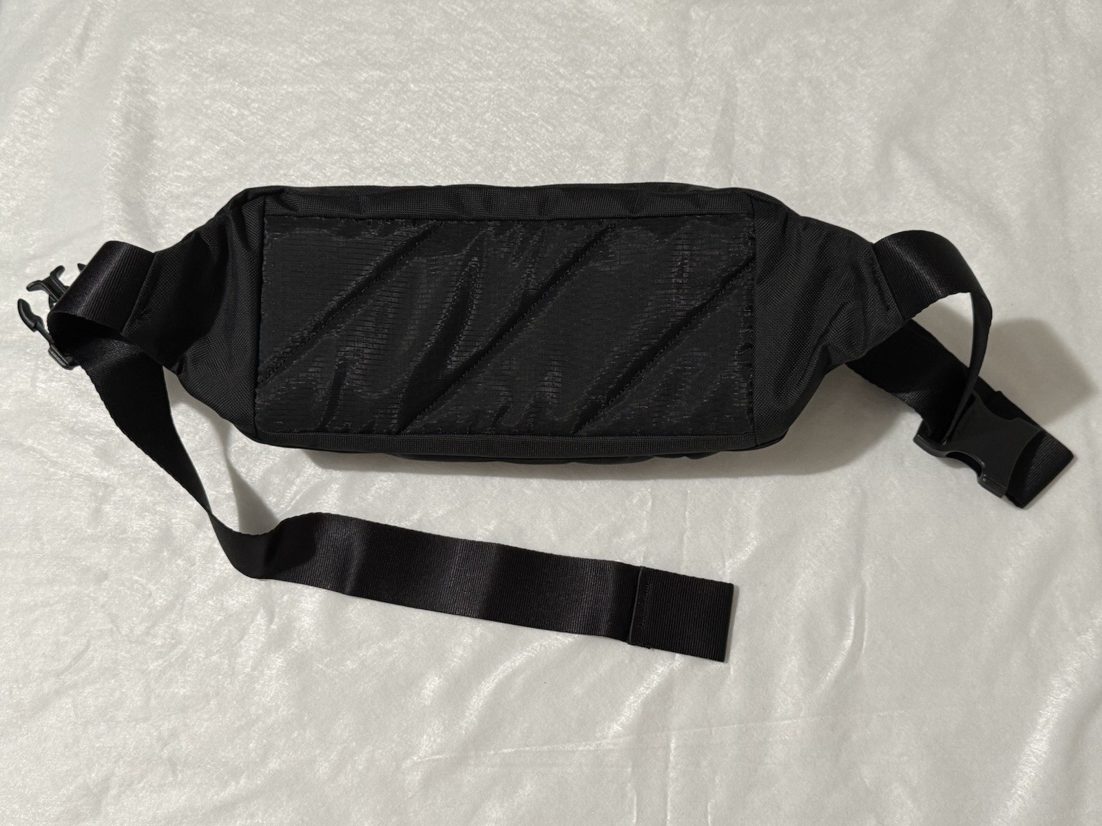 Evergoods CIVIC Access Sling 2L – Solution Dyed Black – New without Tag