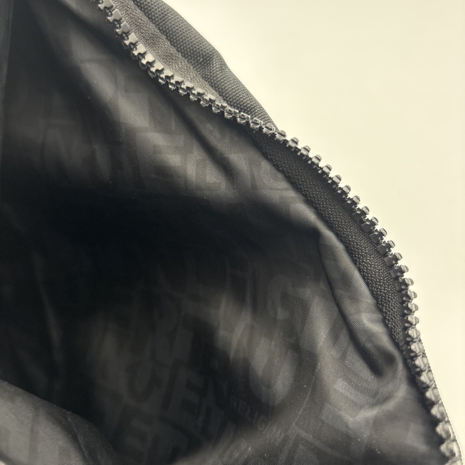 True Religion Men’s Sarge Triangle Harness Bag Black Excellent condition
