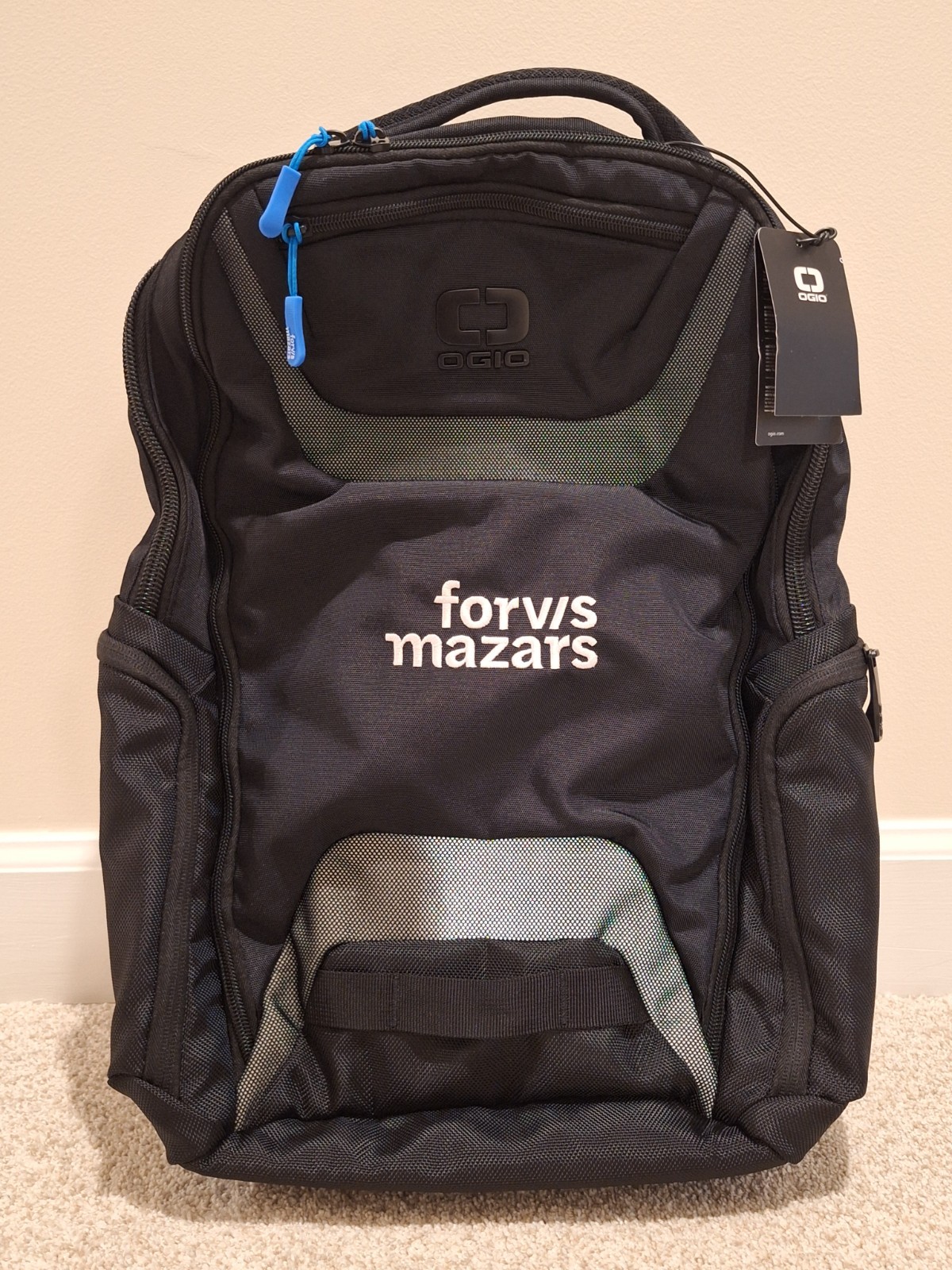 New 91008 OGIO Connected Book Pack Black with Grey inserts poly two-tone NWT