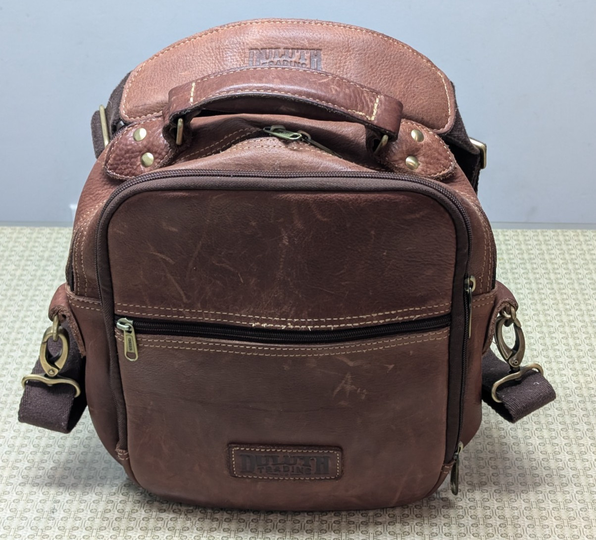 Duluth Trading Co Lifetime Leather Travel Bag 12 inch Crossbody Messenger 97310