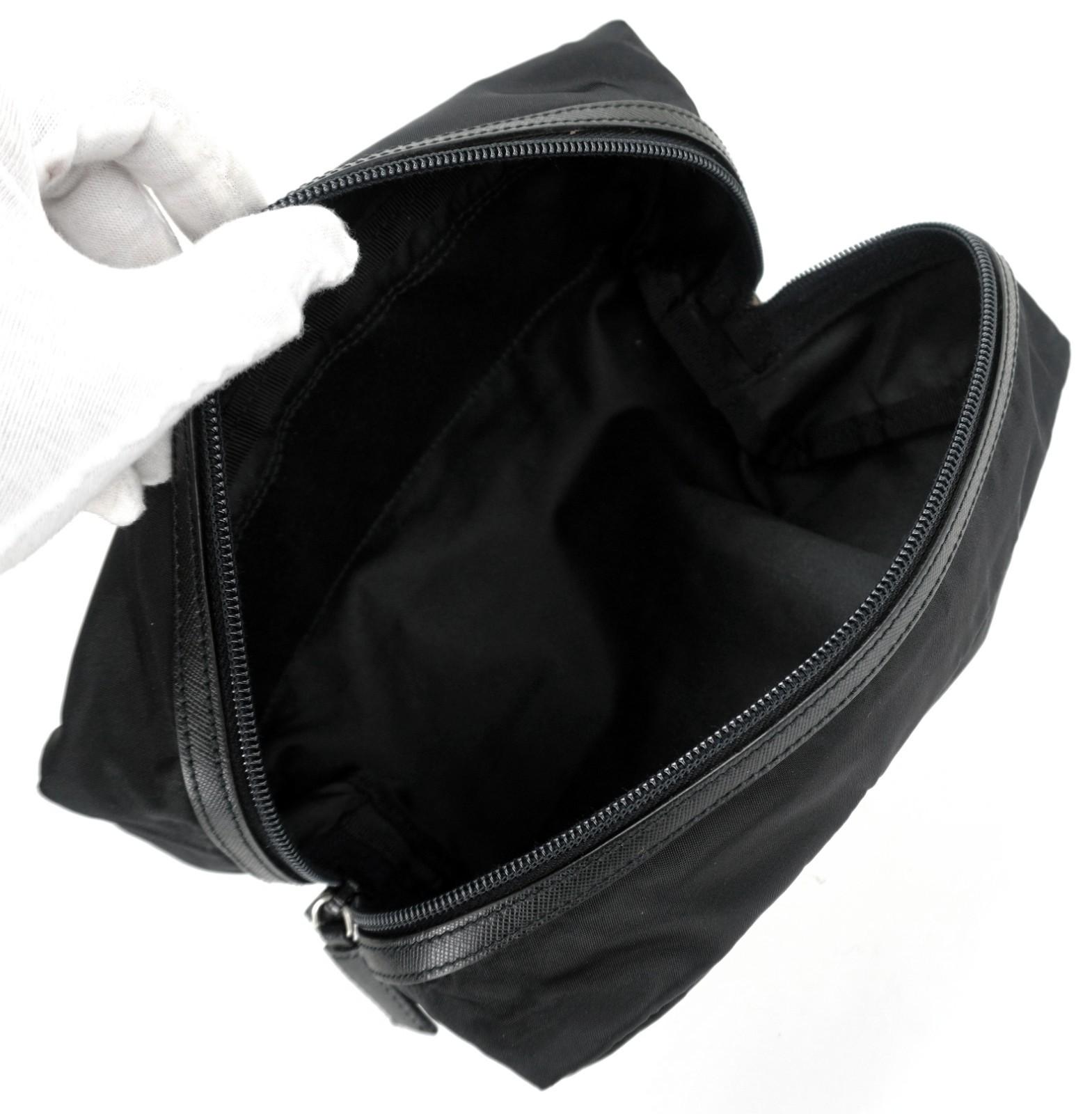 New PRADA Black Tessuto Nylon Leather Travel Toiletry Dopp Clutch Bag Italy