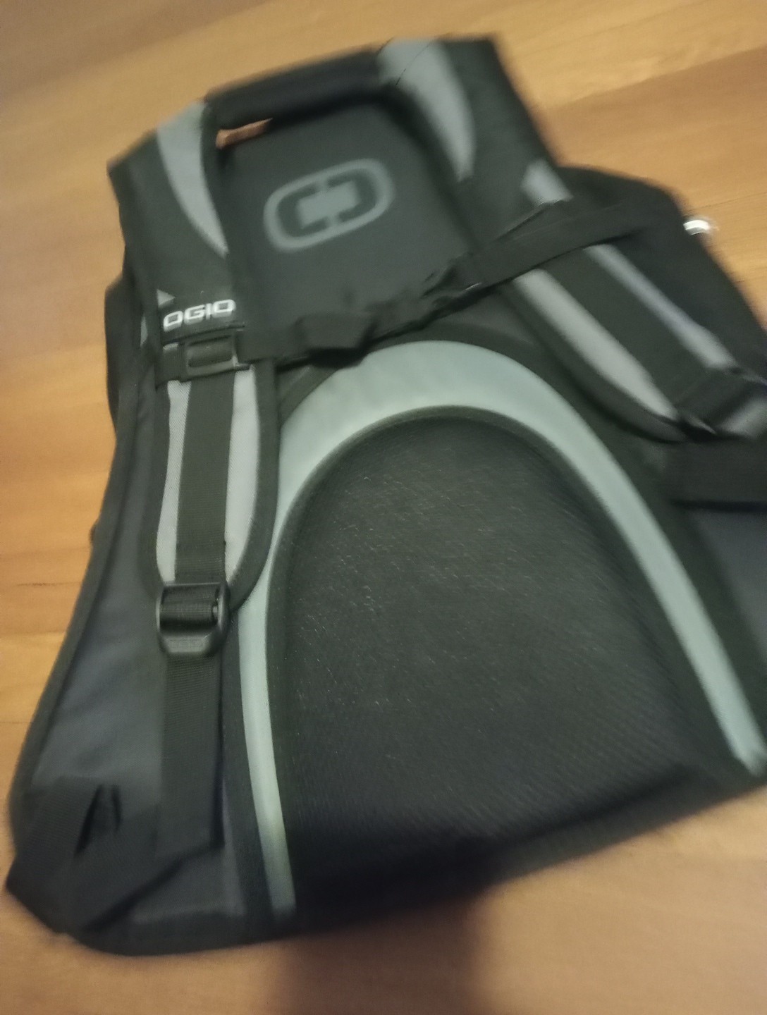 Black Ogio Crescent Backpack Brand New With Tags W/Audio Pocket
