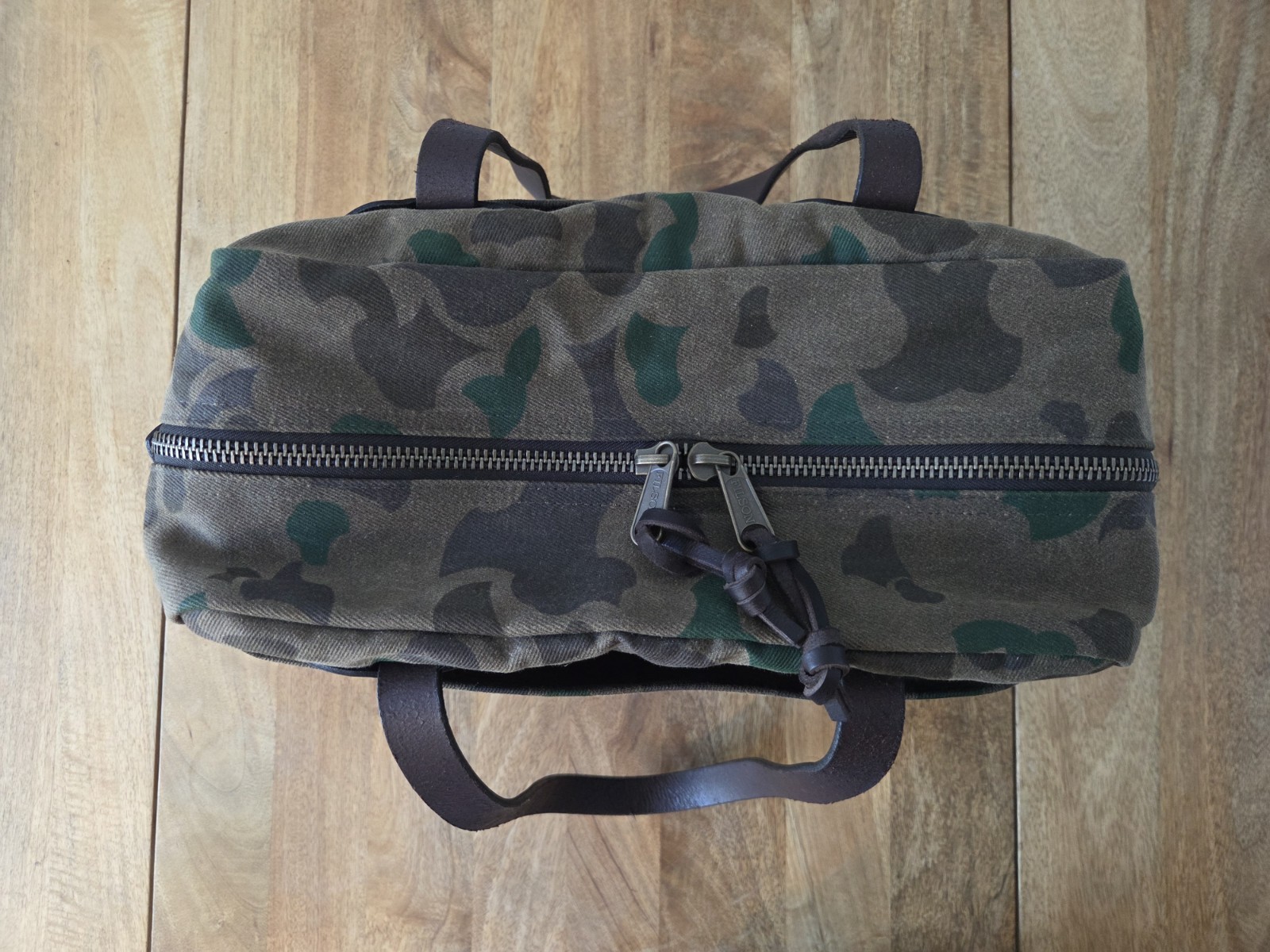 Filson Waxed Rugged Twill Tote Bag With Zipper | Dark Shrub Camo | Ltd. Edition