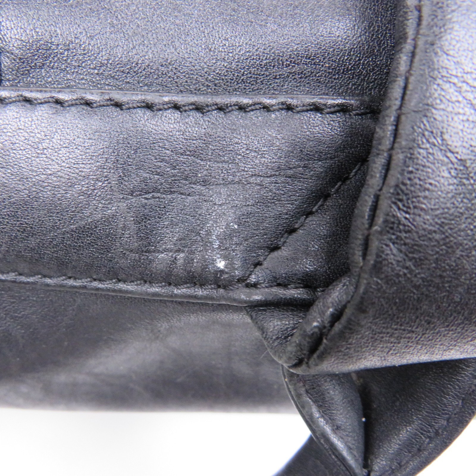 Kenneth Cole Black Leather Backpack Zipper Flap Padded Adjustable Straps Roomy