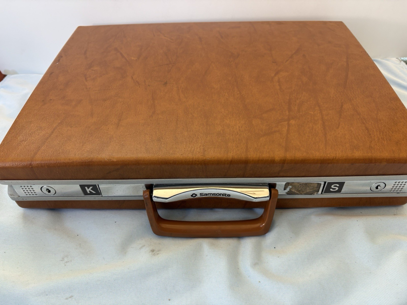 Vintage Samsonite Tan Hard Shell Briefcase Attache Carry Case NO KEY 18×13”