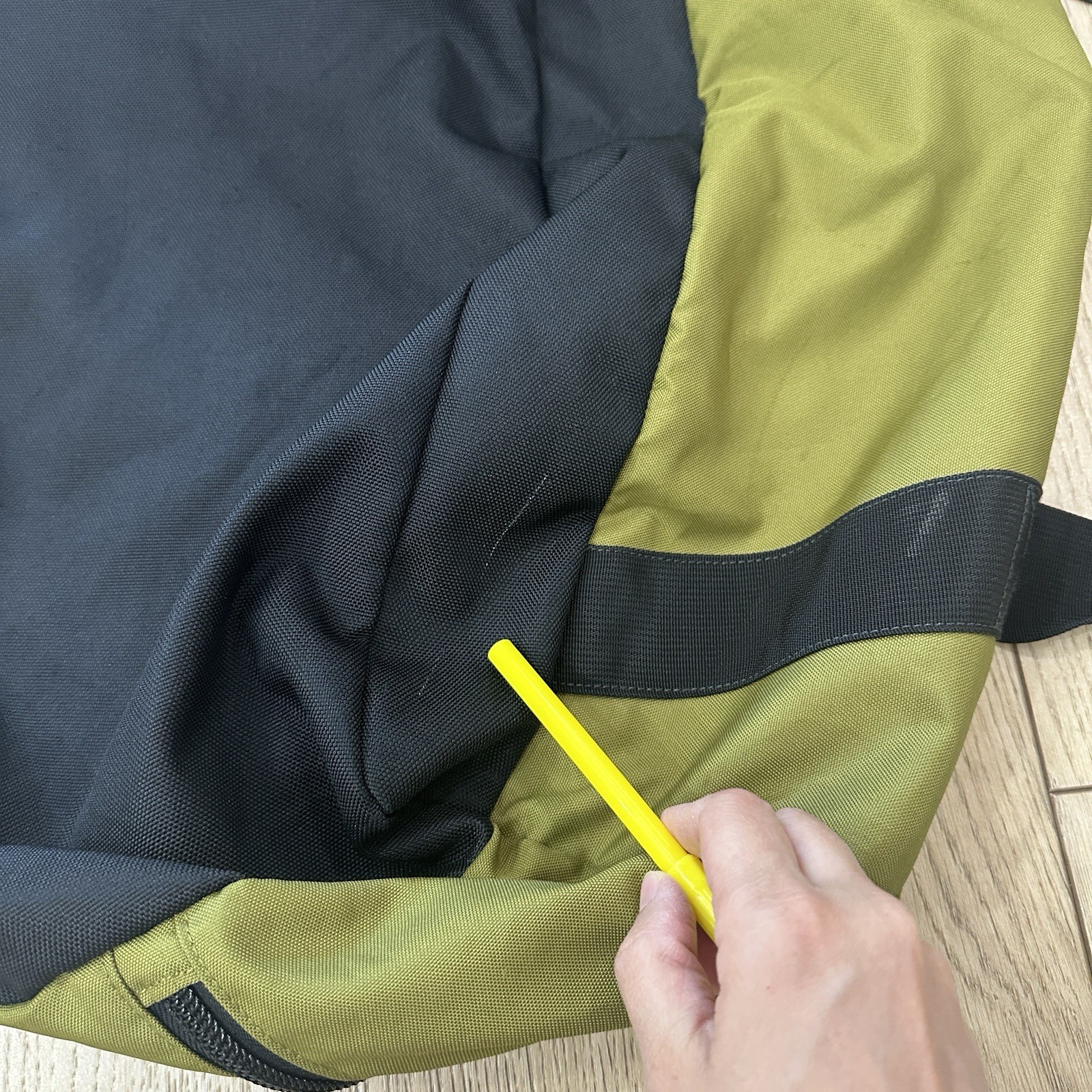 Timberland Olive green and black duffel bag 16x12x10 Inch