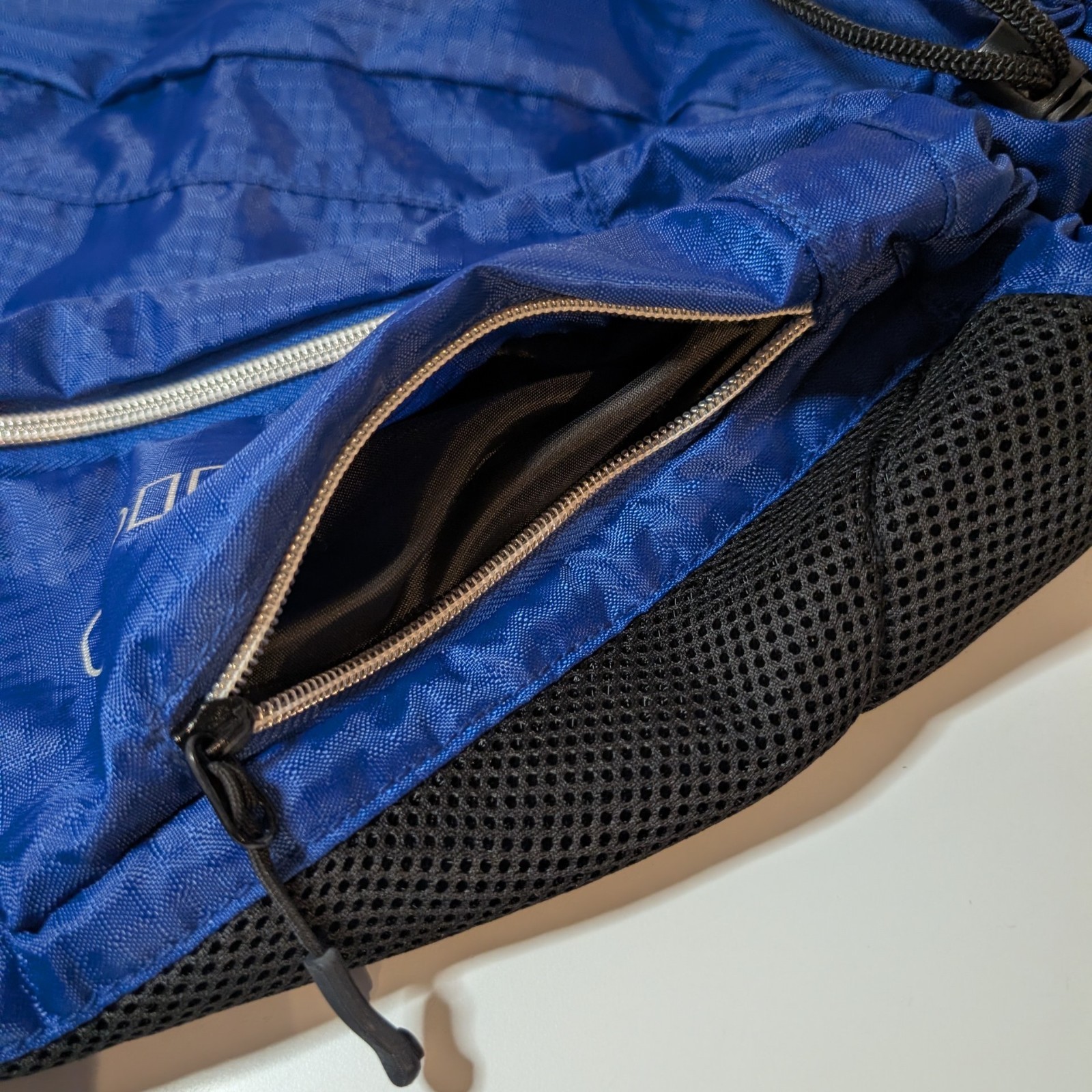 Ogio Sling Backpack Lightweight Travel, Cinch Drawstring Shoulder Festival Bag