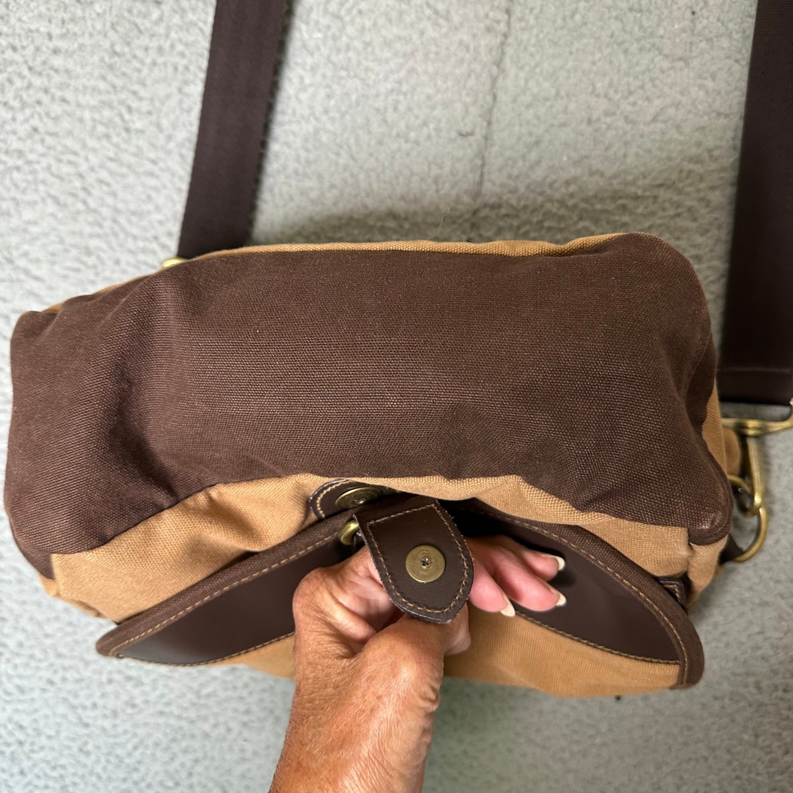 Eddie Bauer Tan Canvas Messenger Bag Brown Crossbody Satchel Brass Hardware