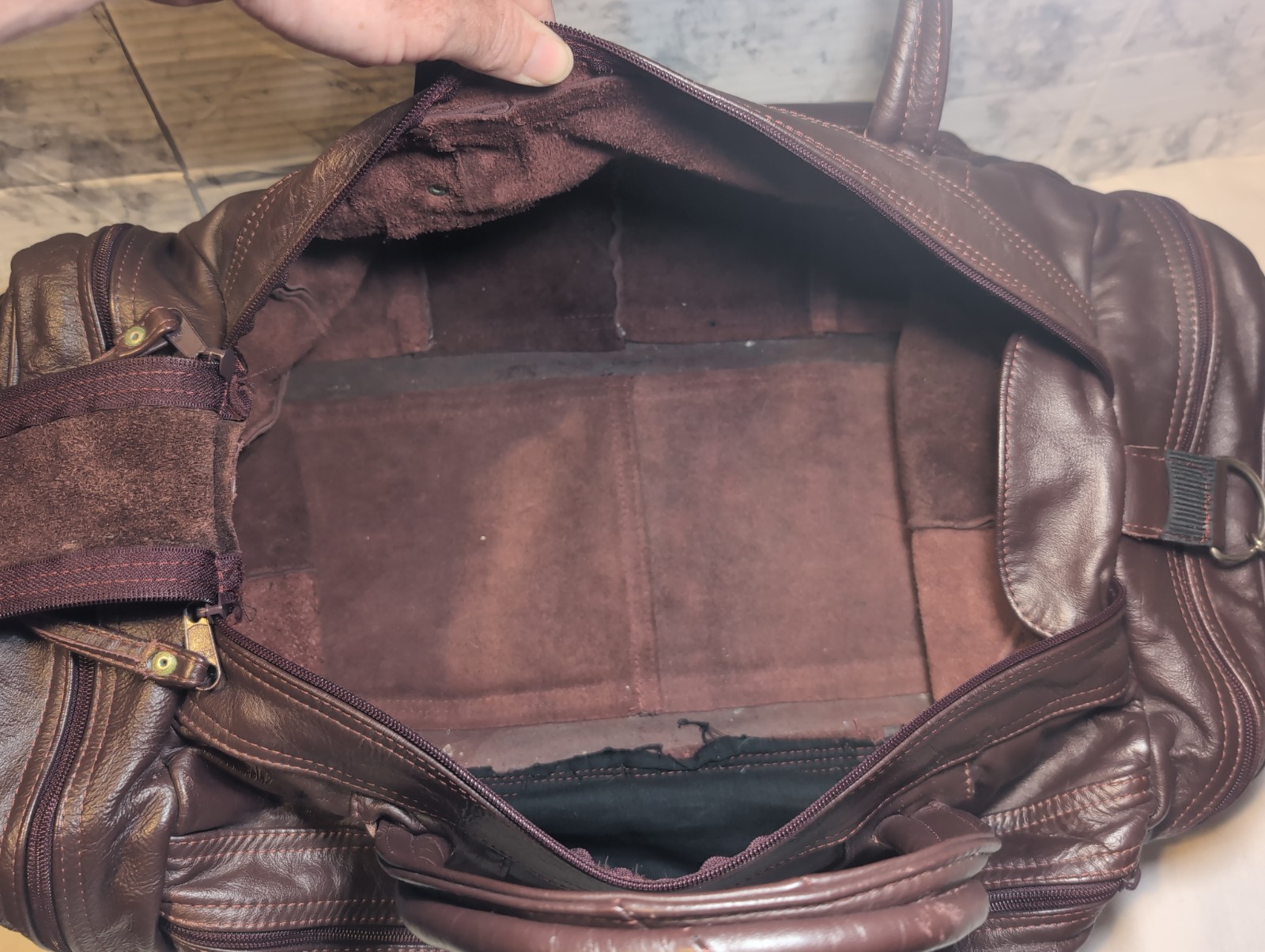 Vintage Genuine Leather Burgundy Duffle Bag Tote Travel Carry-On Shoulder Mexico