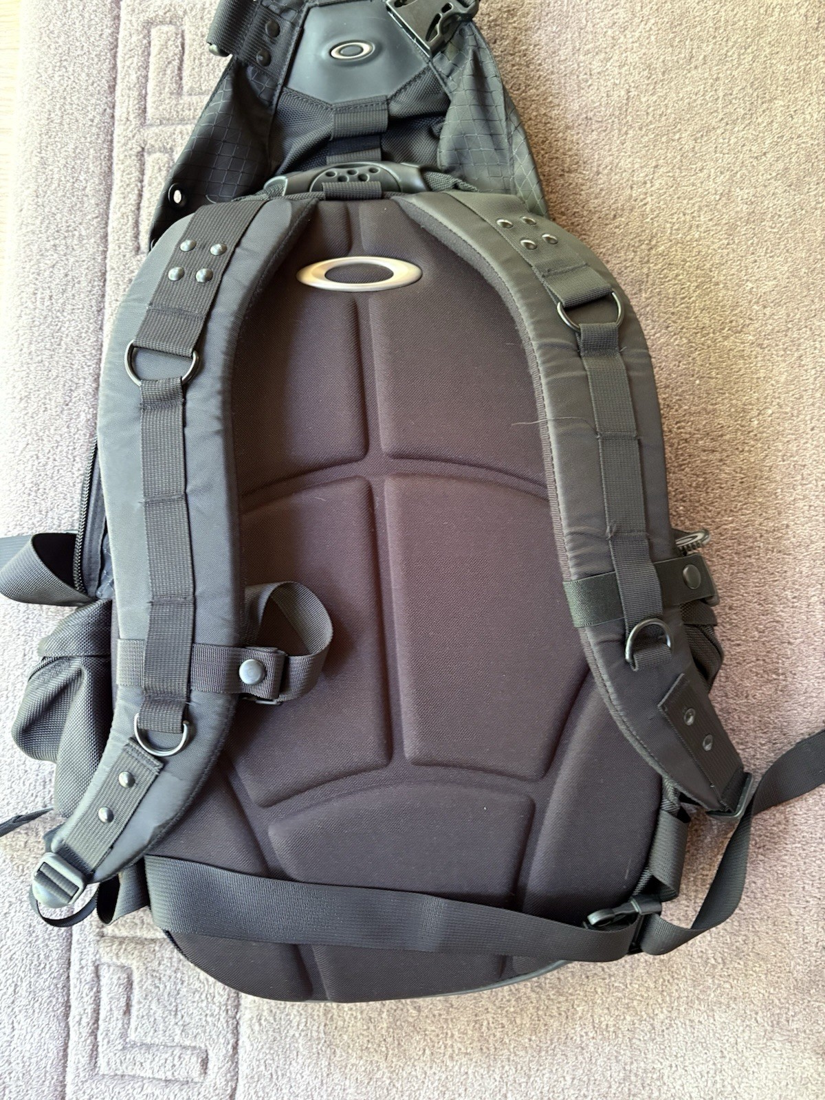 Vtg Oakley Software Backpack ICON Molded Black Hiking Tactical Gen1 Skull Laptop