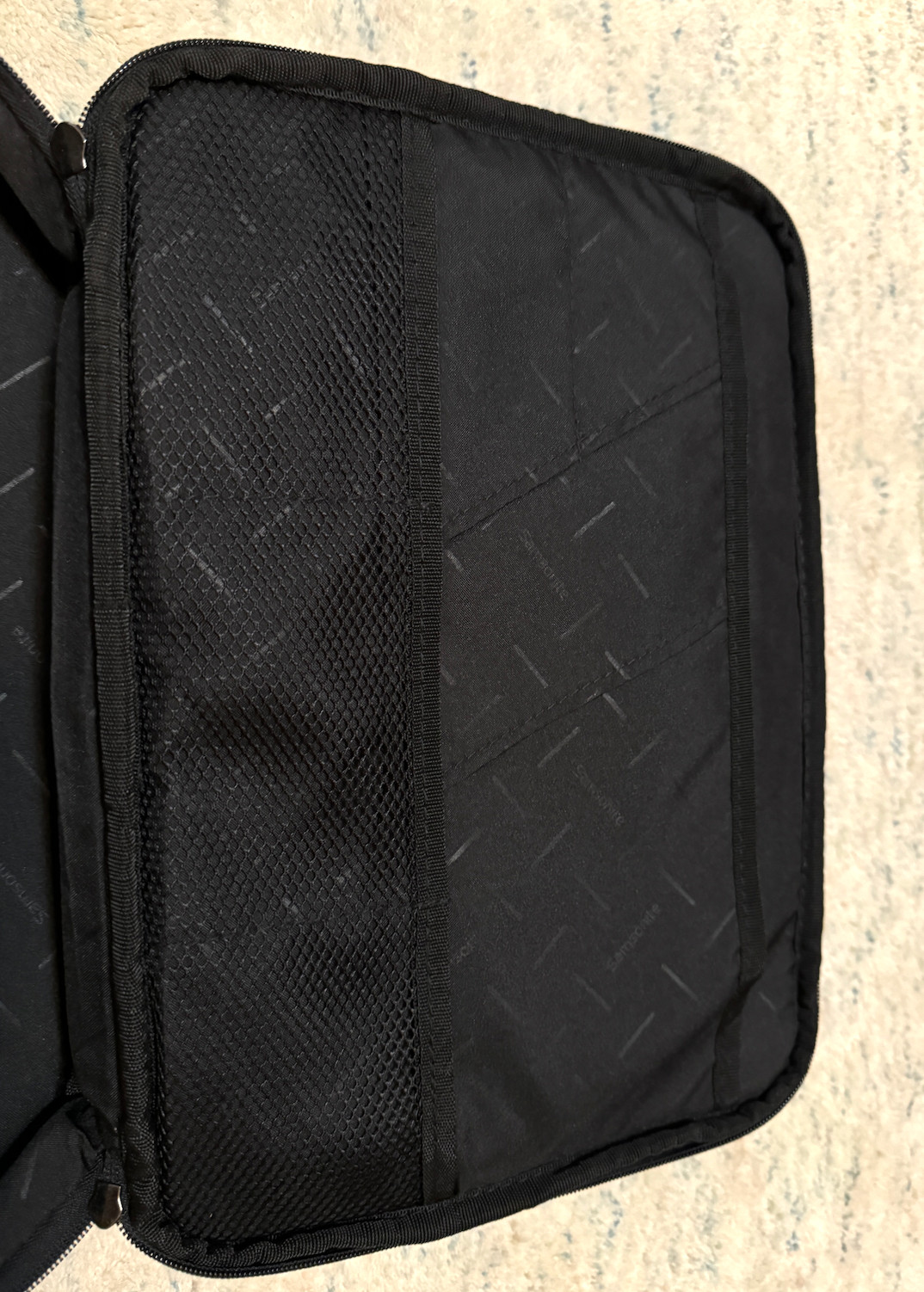SAMSONITE LAPTOP COMPUTER CARRYING CASE TRAVEL BAG. BLACK