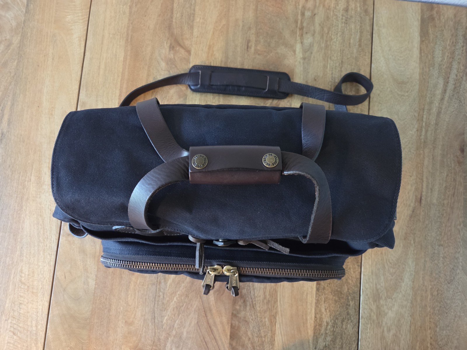 Filson Rugged Twill Padded Computer Bag | Navy | USA Made | MSRP $625 | Rare
