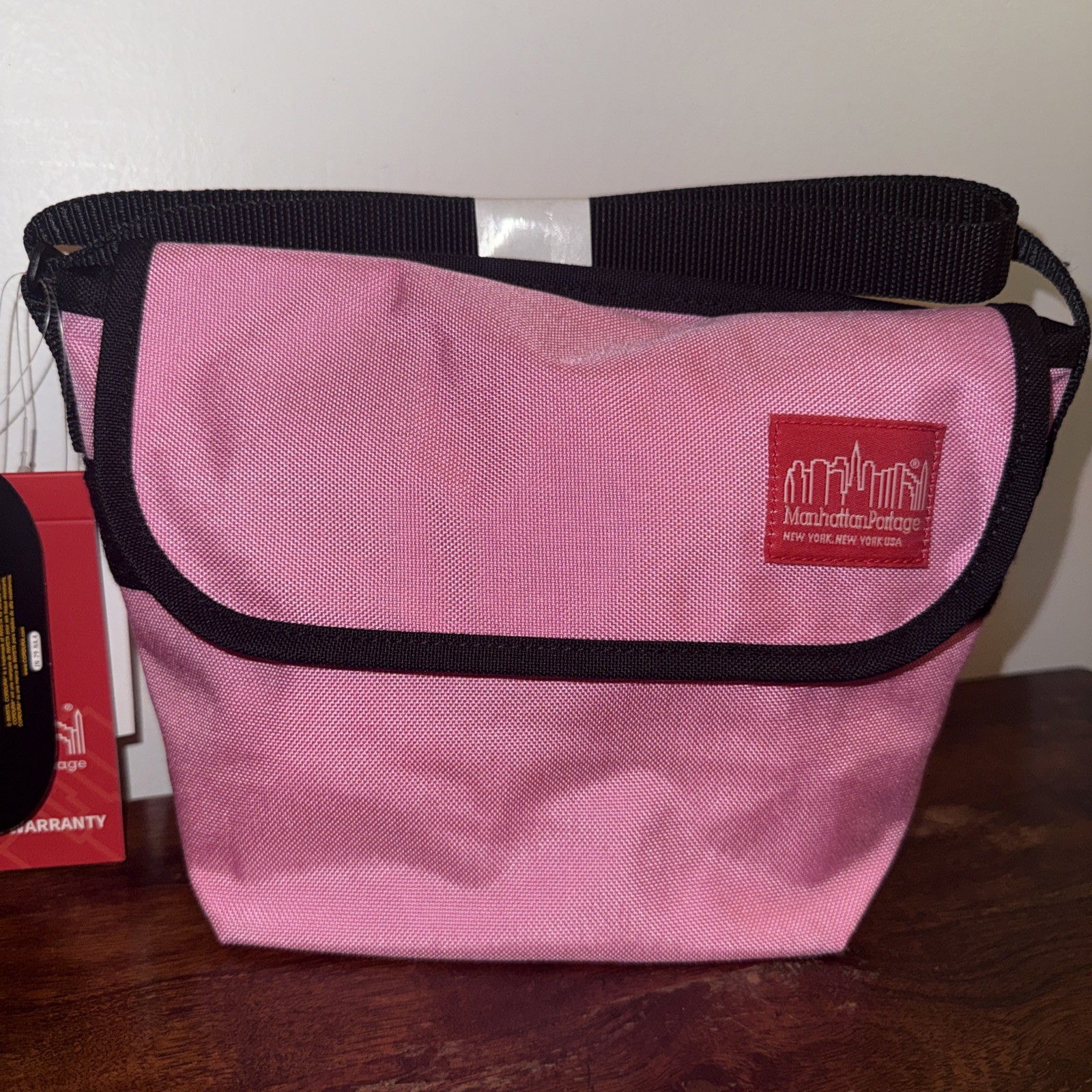 Manhattan Portage Messenger Bag Pink.