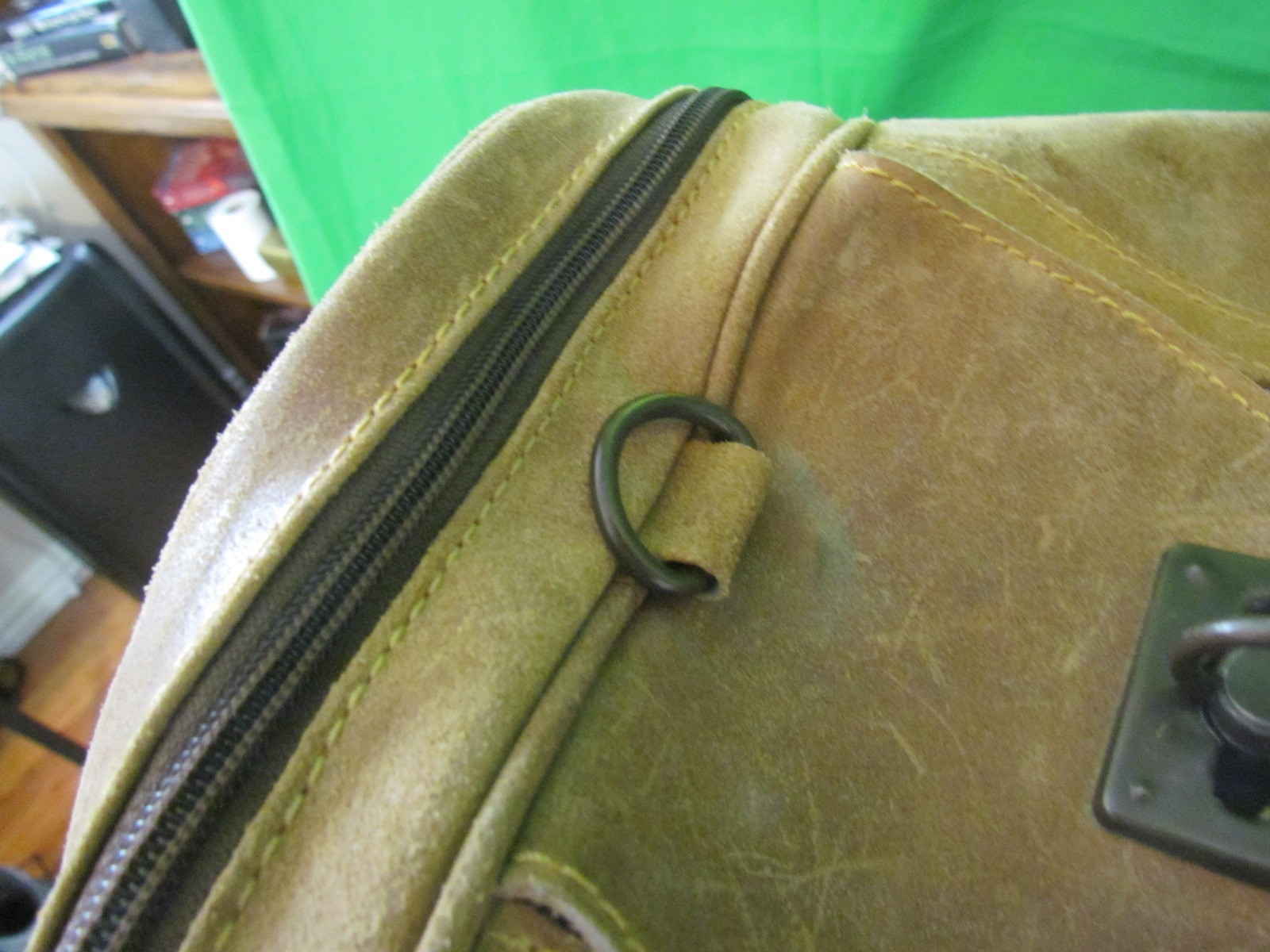 Genuine Leather By AA Nubuck Suede 22″ Duffle Bag Brown Nice but Needs Repair