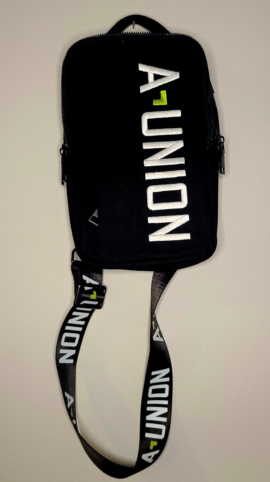 unisex cross body bag