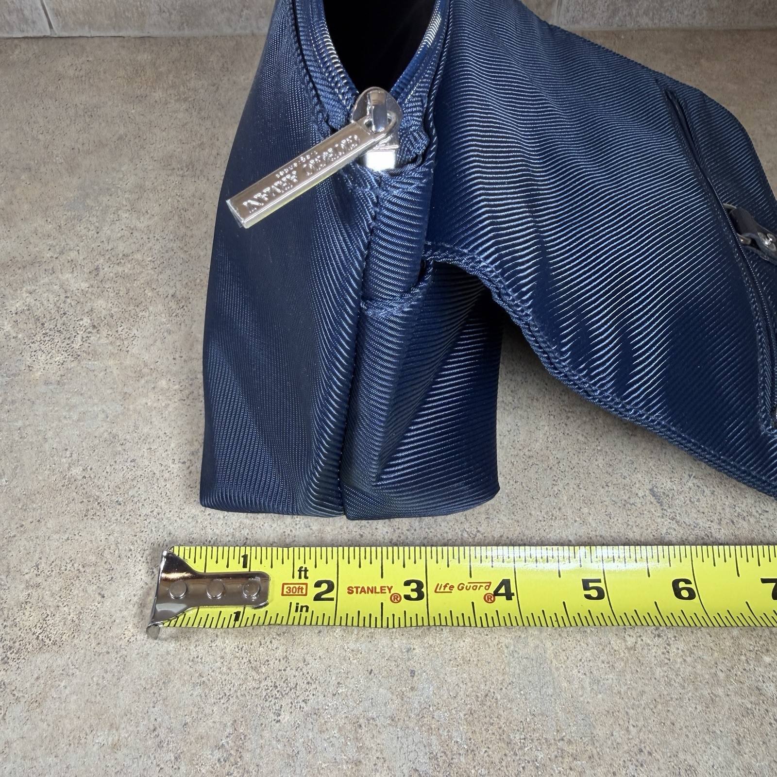 Giorgio Armani Men’s Toiletry Bag Pouch Blue Hanger Travel Dopp