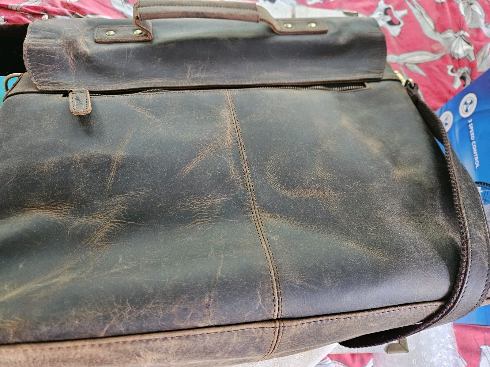 New KomalC Brown Distressed Leather Briefcase Laptop Messenger Bag 19x14x5