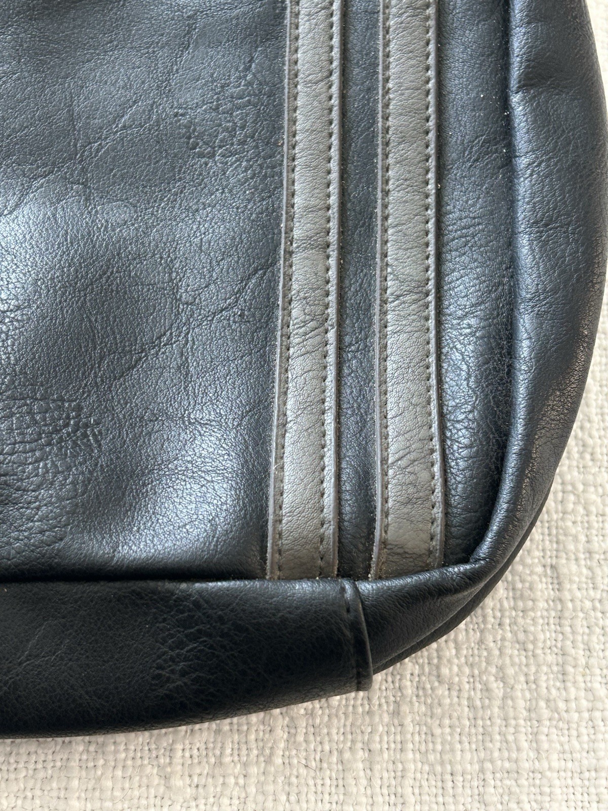 Buffalo David Bitton tablet crossbody side bag Gray black Brown satchel 10”x 12”