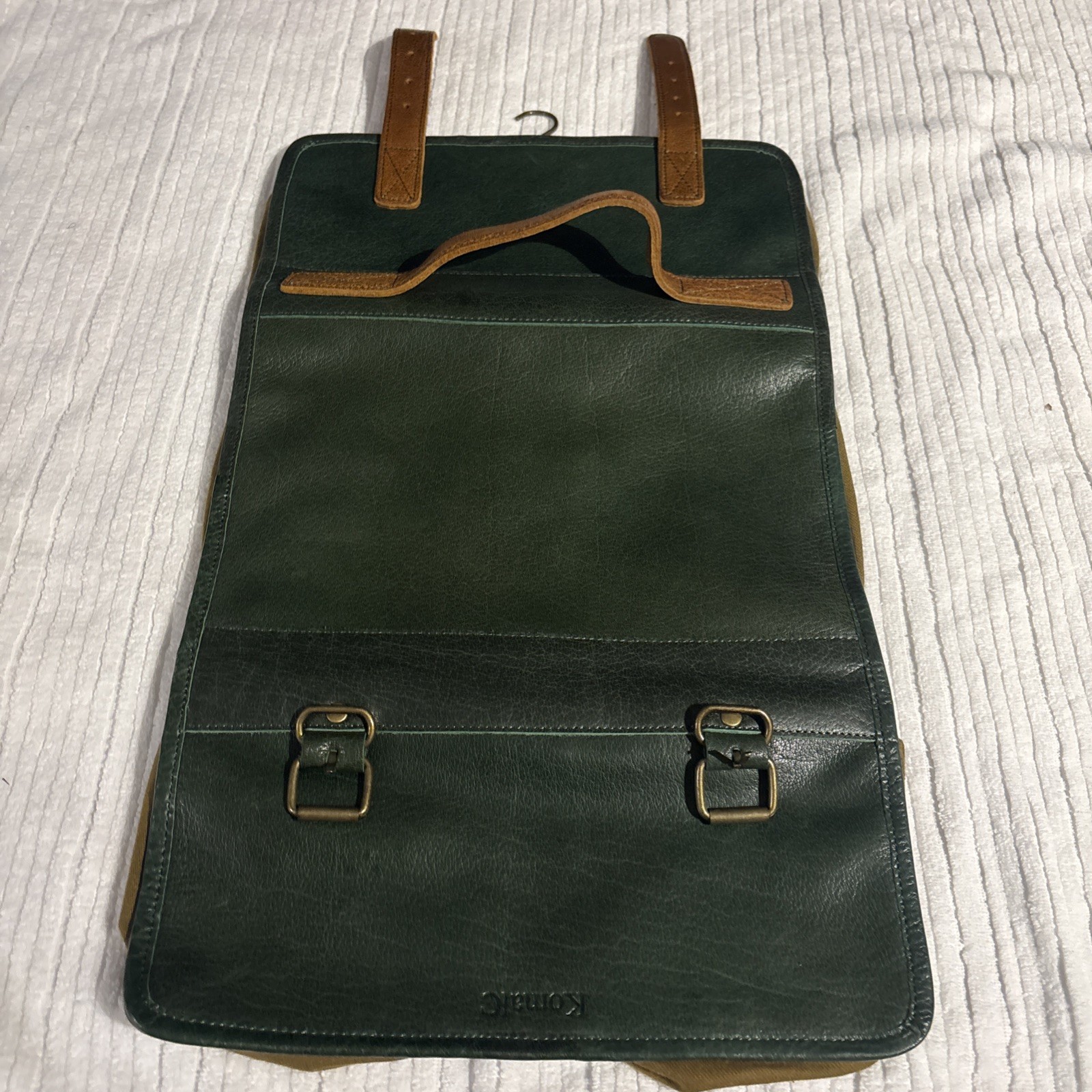 KomalC ~ Buffalo Brown Leather Hanging Toiletry Bag Dopp Kit Travel ~ 12″ x 8″