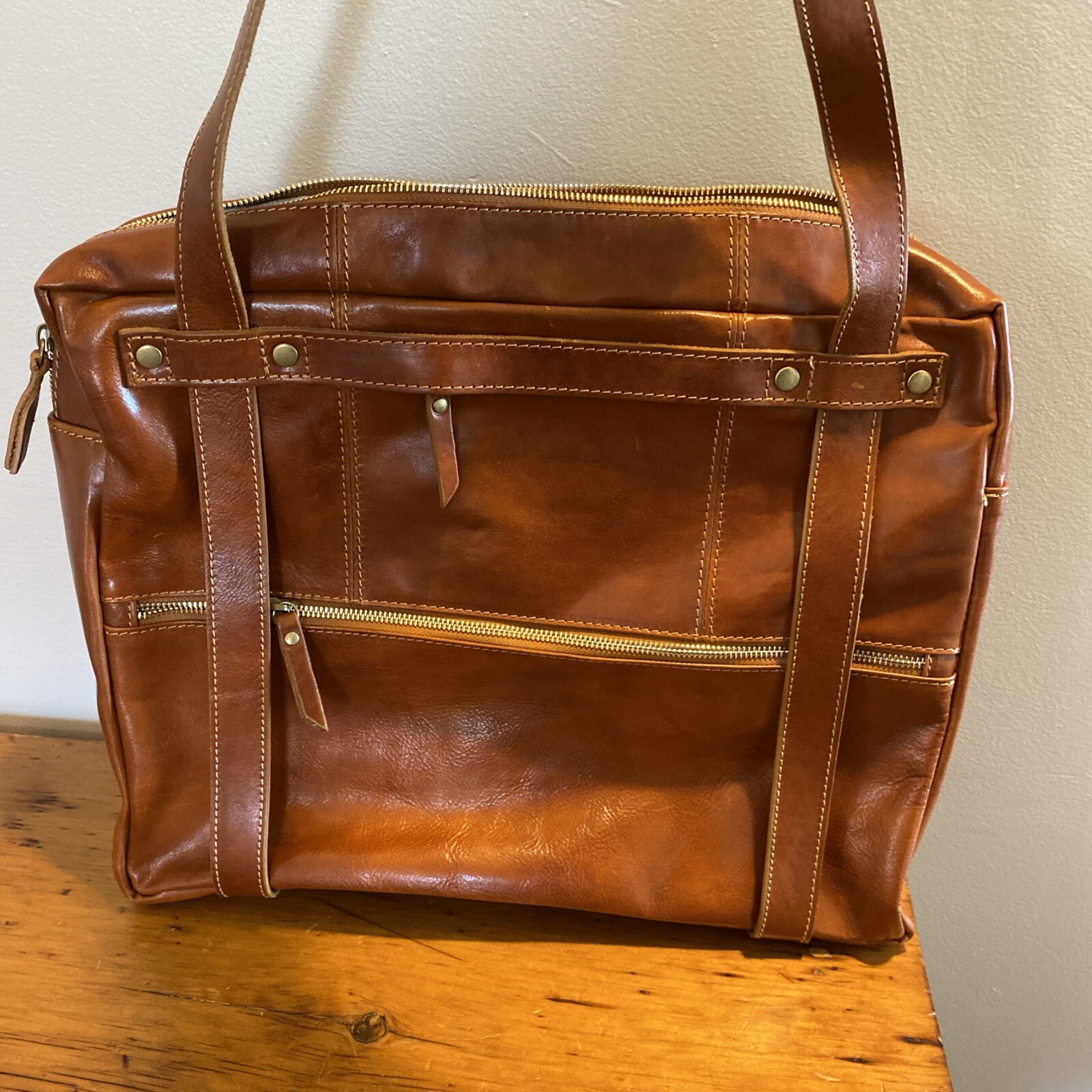 T NOBILE Cognac Leather Straps Laptop Large Messenger Bag Purse ITALY EUC