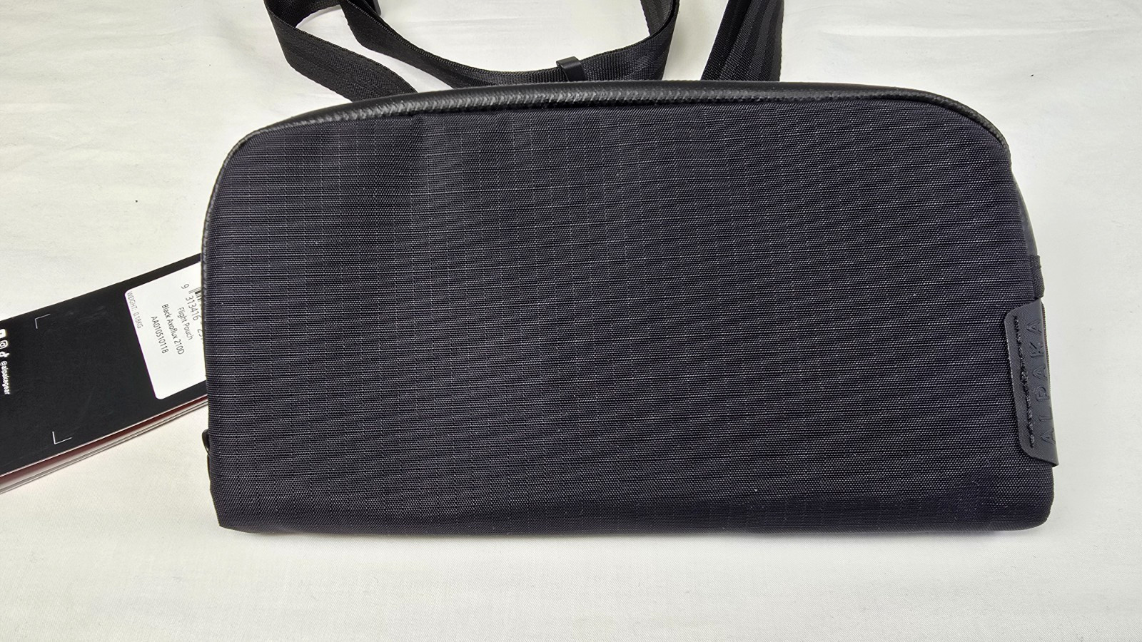 Alpaka Flight Pouch Crossbody Wristlet Day bag Black Axoflux 210D Unisex NWT NEW