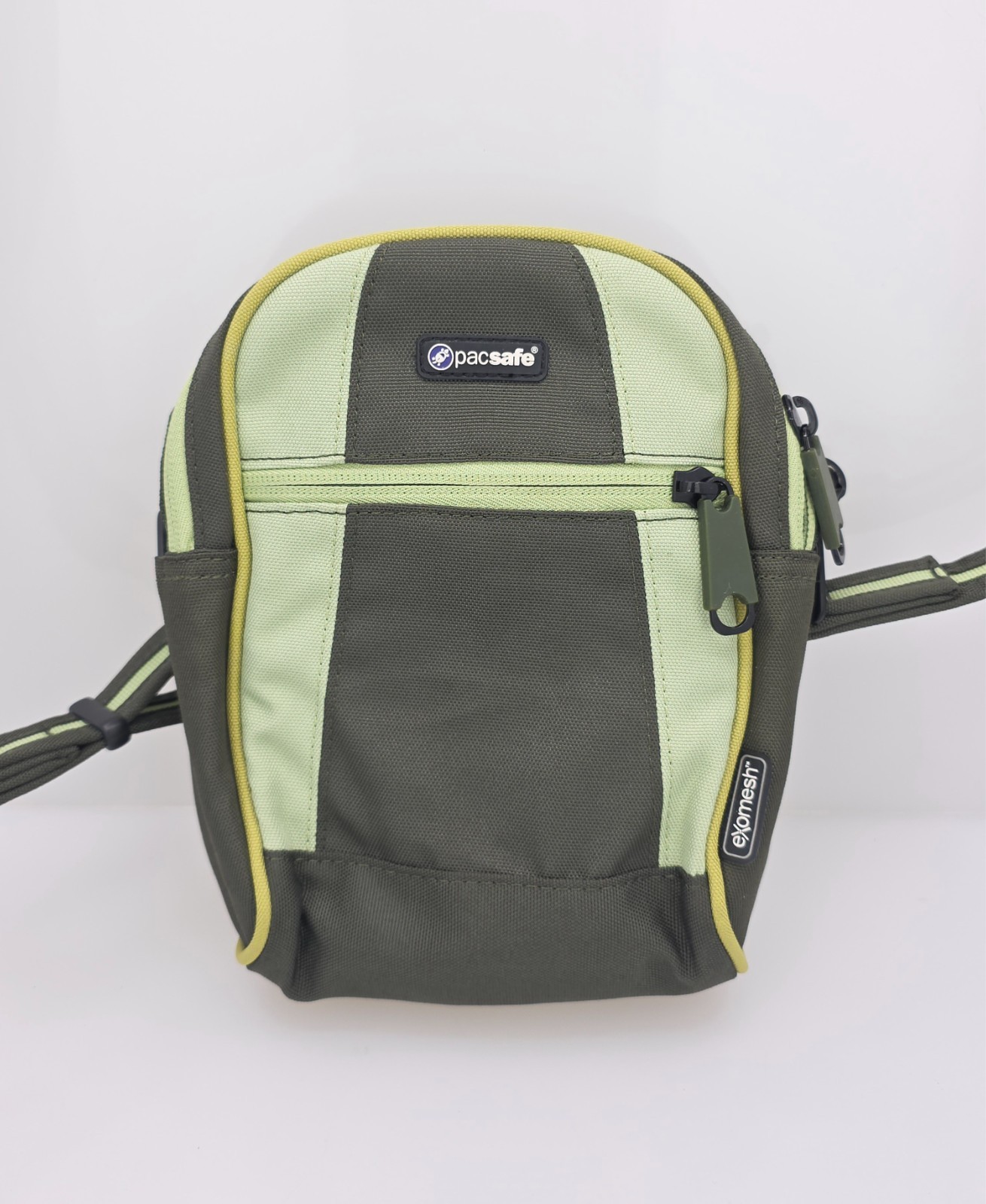 Pacsafe Metrosafe 2310 Shoulder Bag Convertible Hip Pack Exomesh Anti-Theft