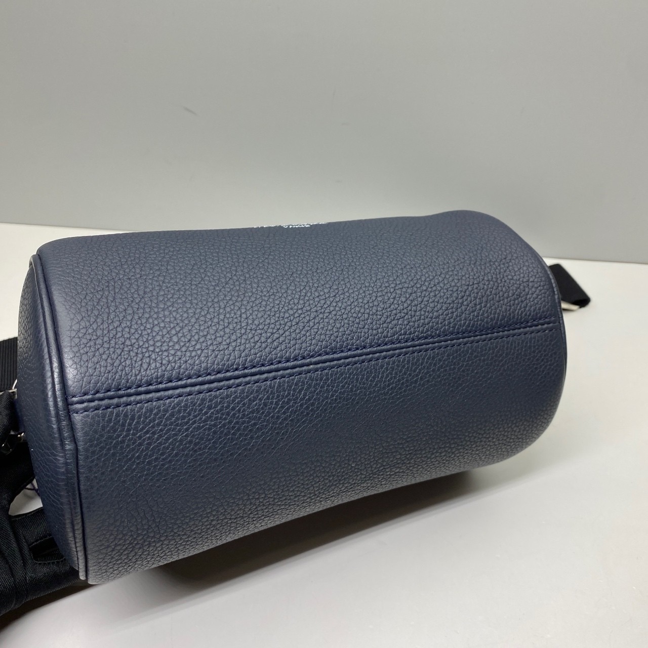 Dior Pre-Owned Authentic Atelier Navy Leather Crossbody Bag Free Shipping20x12cm