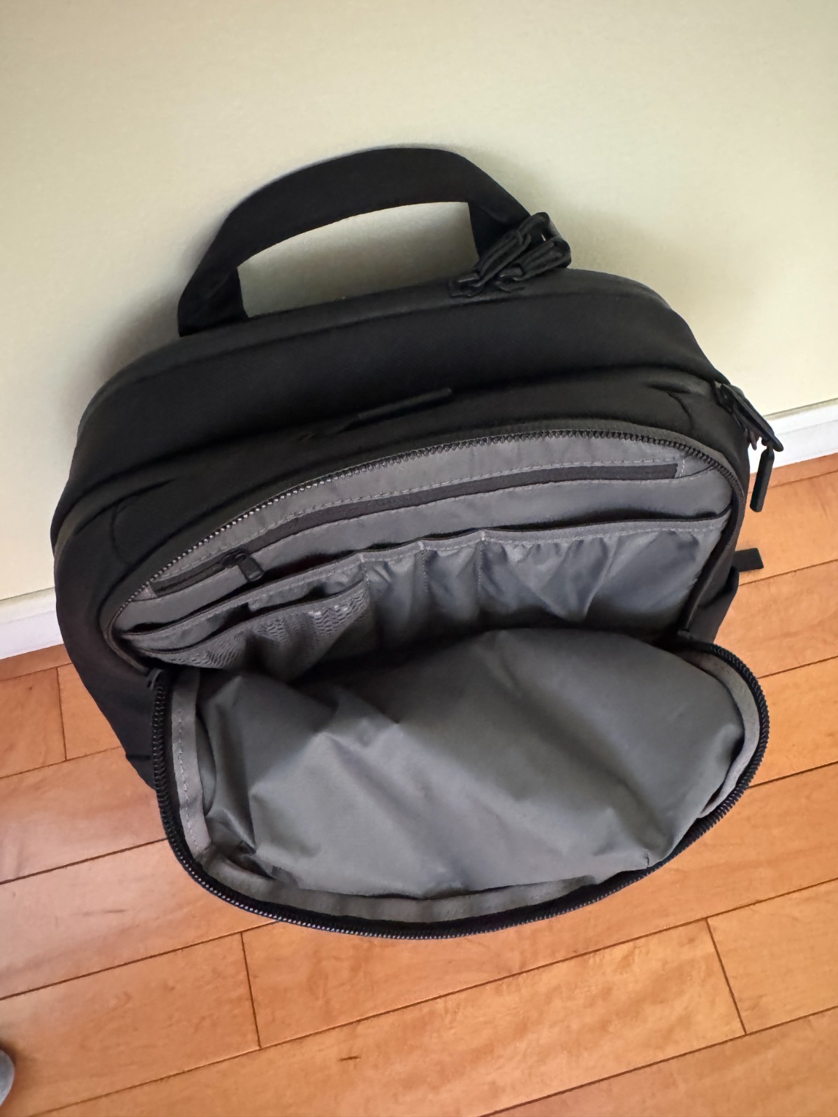 AER Tech Back 1 Backpack, Black, YKK Zippers, 16L, 46x31x18cm, Nylon