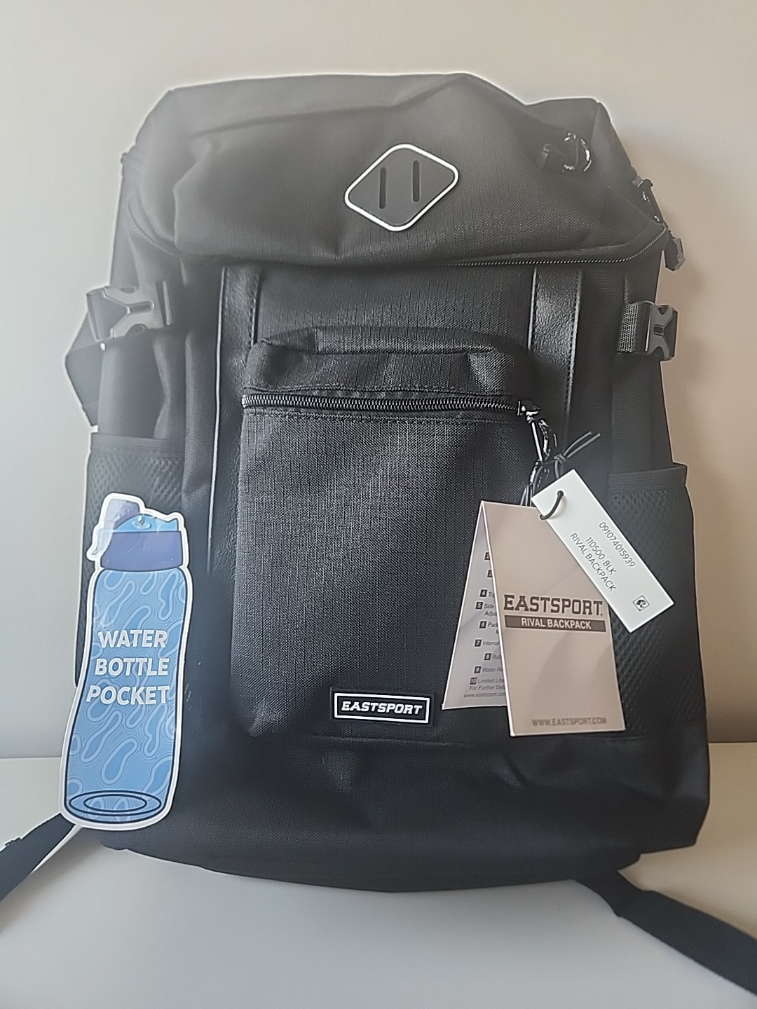 EASTSPORT 18.5 Inch Rival Backpack Black Dual Strap Water Resistant Bottom NEW