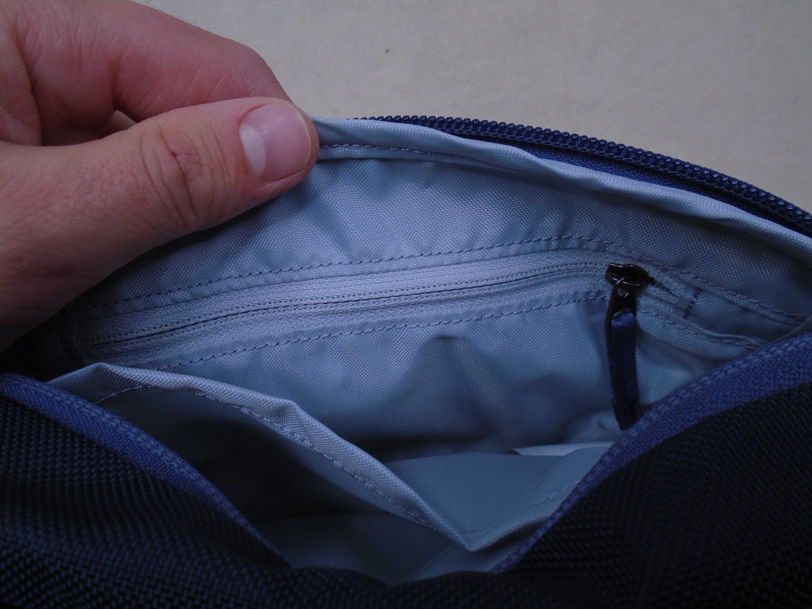 Arc’teryx Maka 1 Waistpack Crossbody Bag Belt Bag Blue Logo Fanny Pack Hiking
