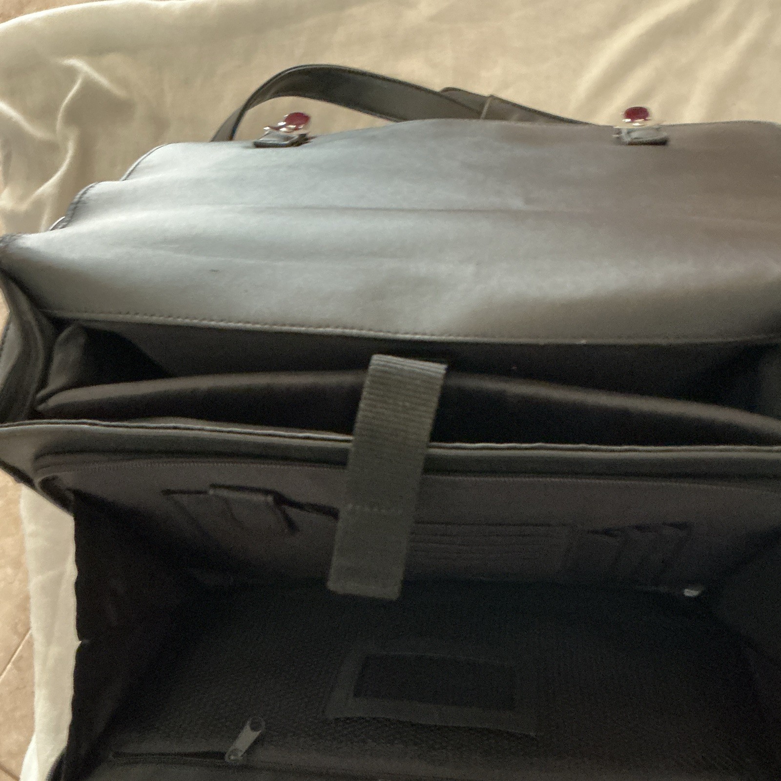 Strada Black Men’s Briefcase Document Case Buckle Zip Pockets Shoulder Strap