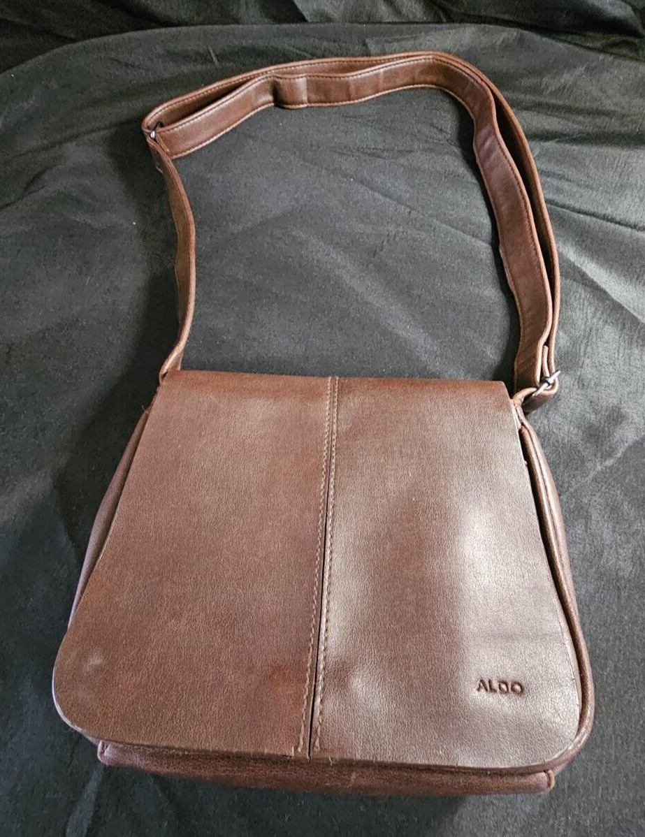 Aldo Classic Brown Men’s Cross Body Bag Adjustable Wallet Compartments 7″x 8″