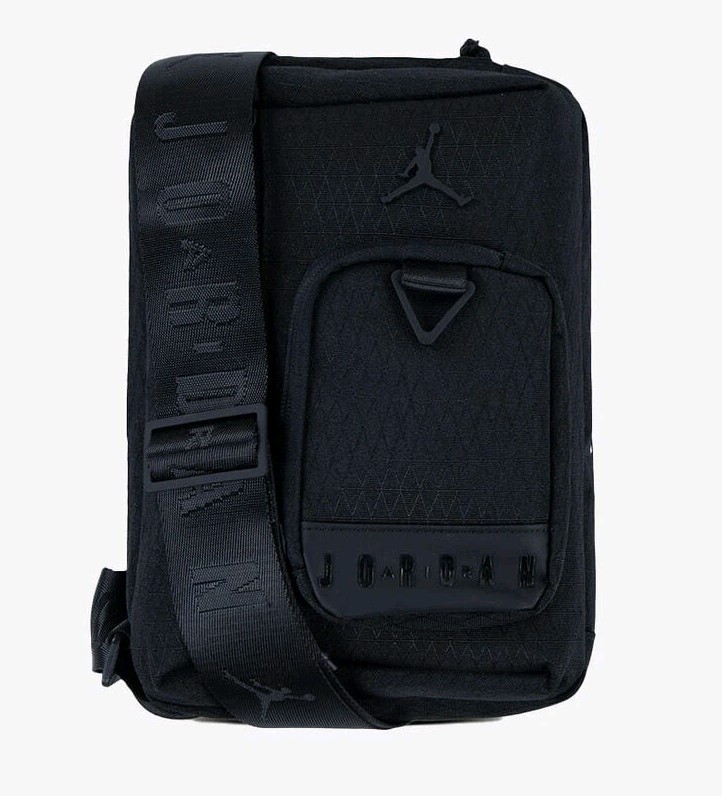 NEW Jordan Nike Air Hesi Crossbody Bag Black One Size MA0839-023