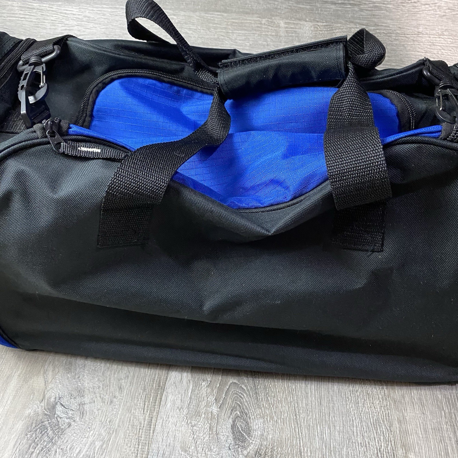 2011 Wrangler National Finals Rodeo Duffel Bag Blue Las Vegas Long Live Cowboys