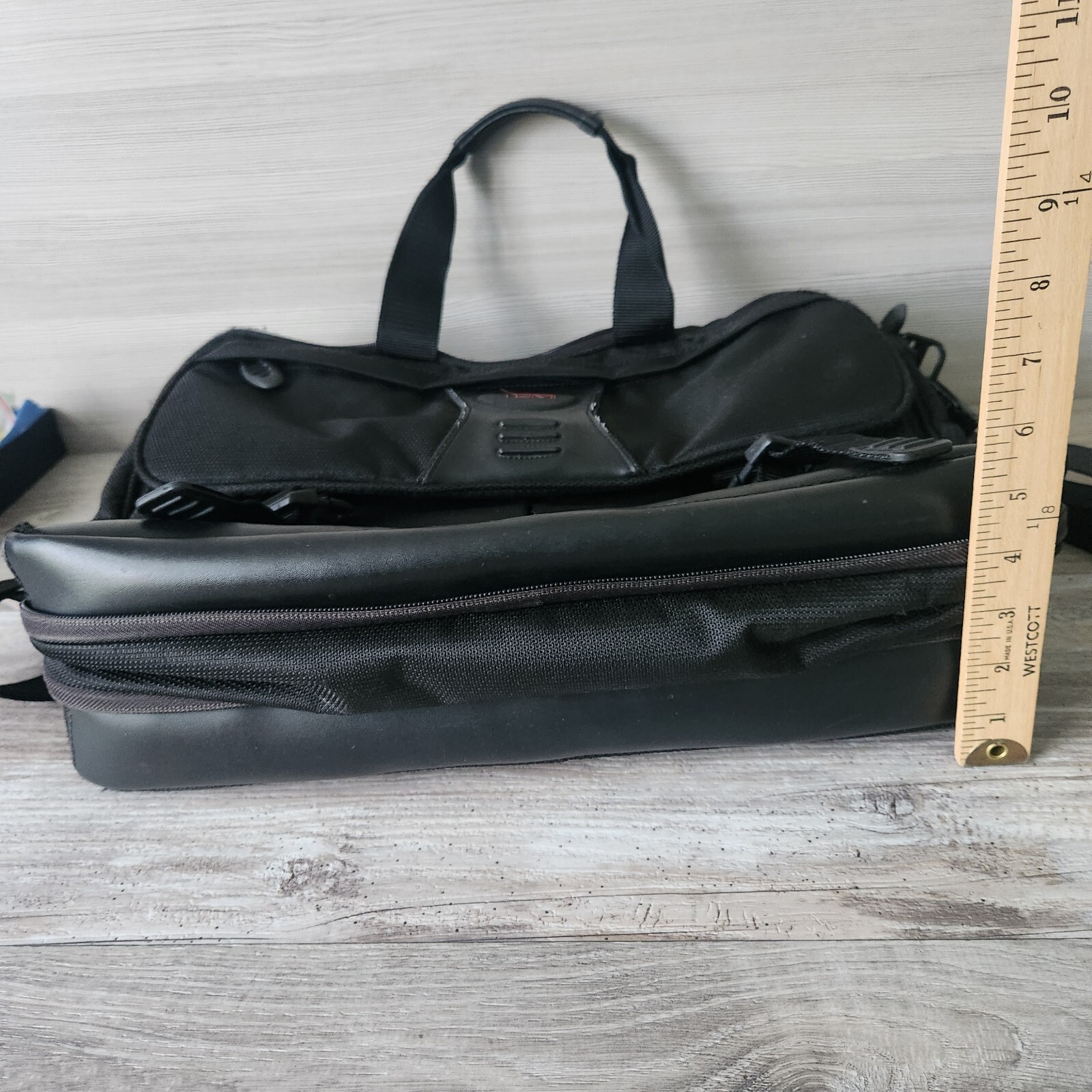 Tumi T-Tech T2 Carry On Expandable Nylon Ballistic Laptop Briefcase Bag w/ Strap
