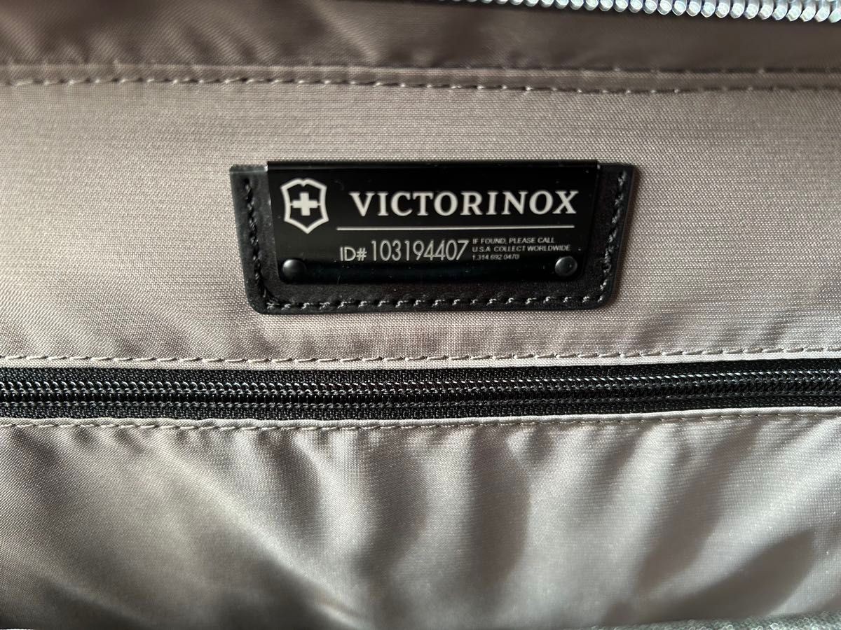 Victorinox Expandable Business Briefcase Black 31322601 NWT Repaired