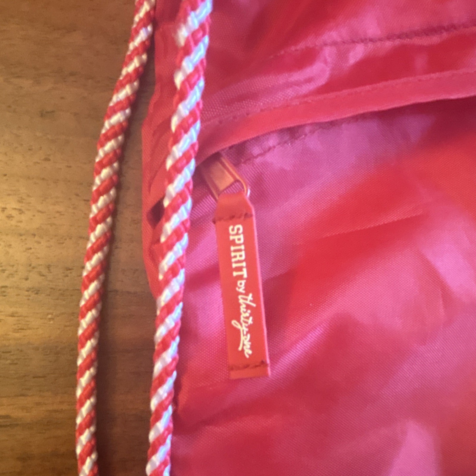 Spirit by thirty-one Cardinals Red Drawstring Bag with Zip Pocket, Sports Theme
