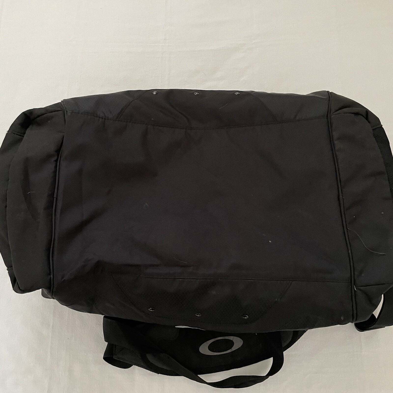 Oakley Duffle Bag Black MEDIUM Size Ad Logo Gym Light Travel Durable Material