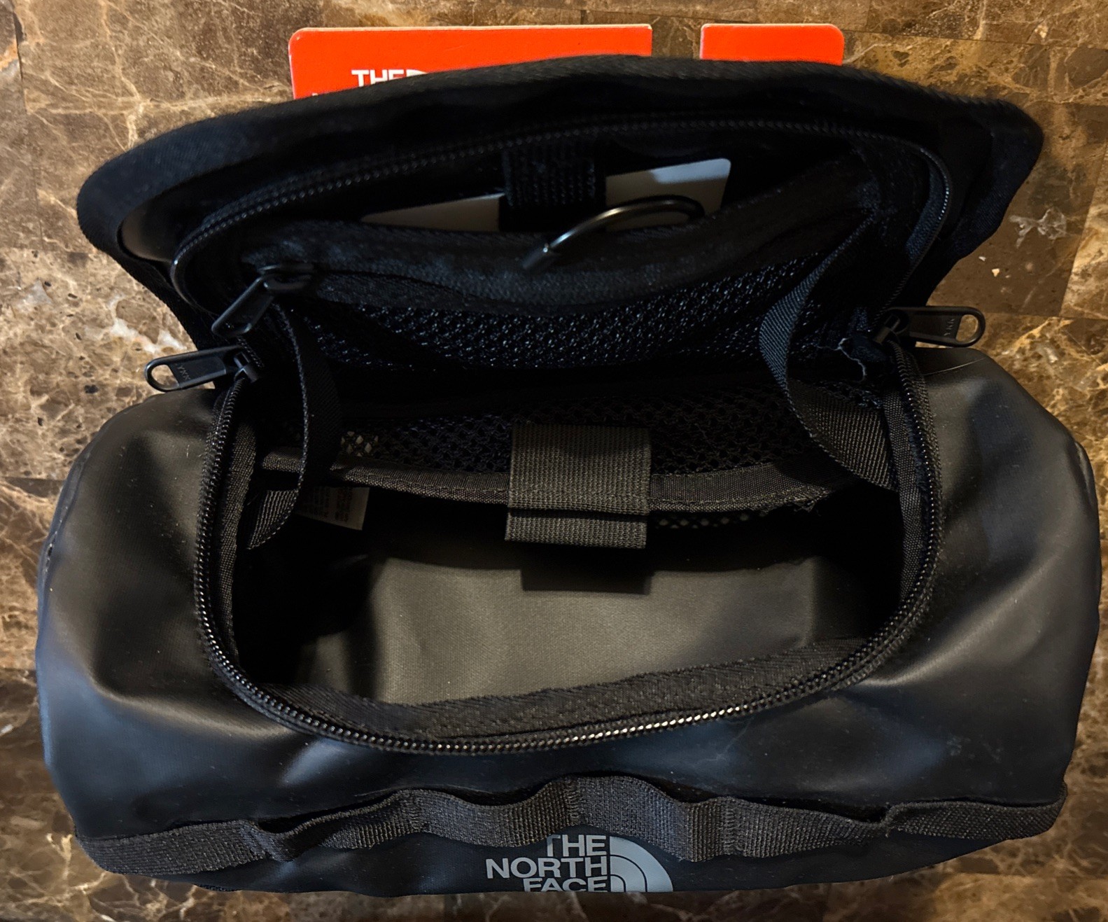The North Face Base Camp Travel Canister Black New with Tags + Removable Mirror