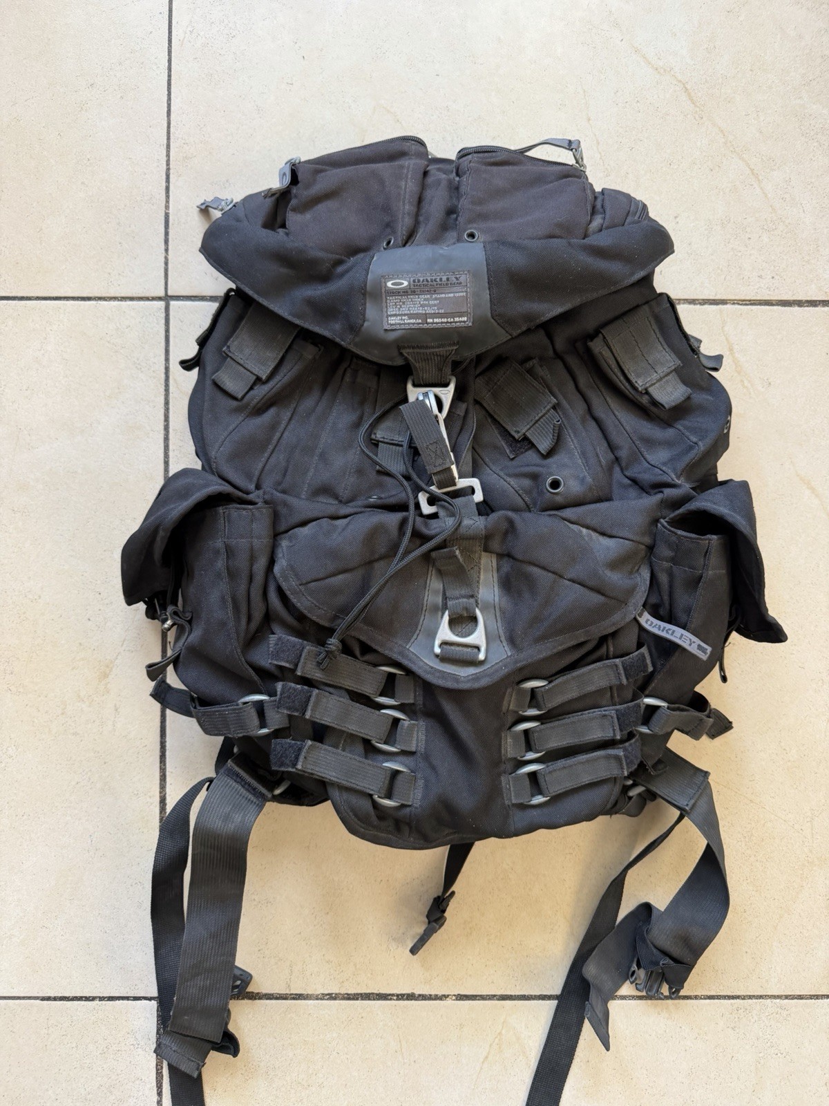 VERY RARE! Oakley AP Mechanism Backpack Black Vintage Tactical Field Gear