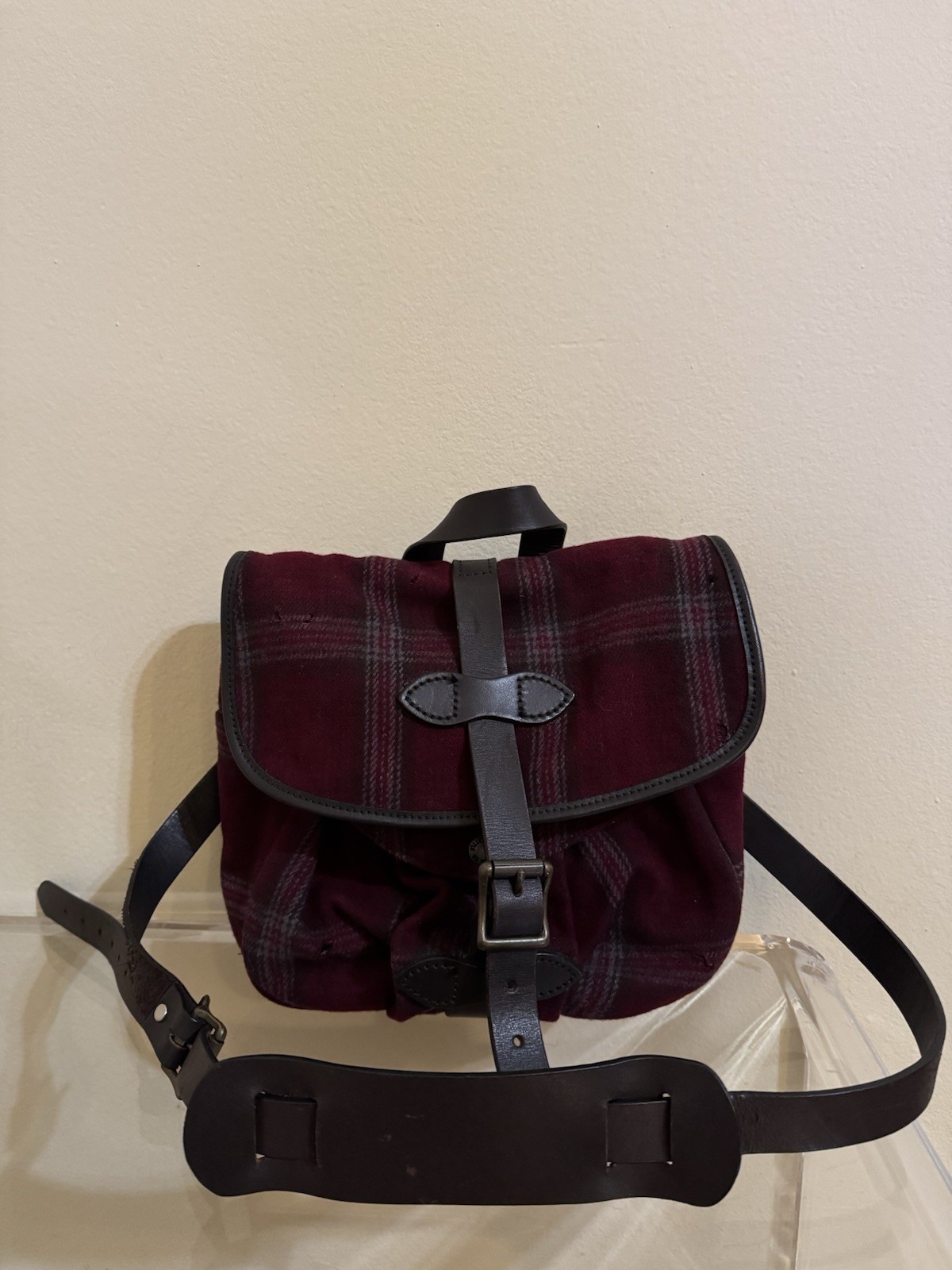 Filson Mackinaw Small Field Bag Red Plaid Wool