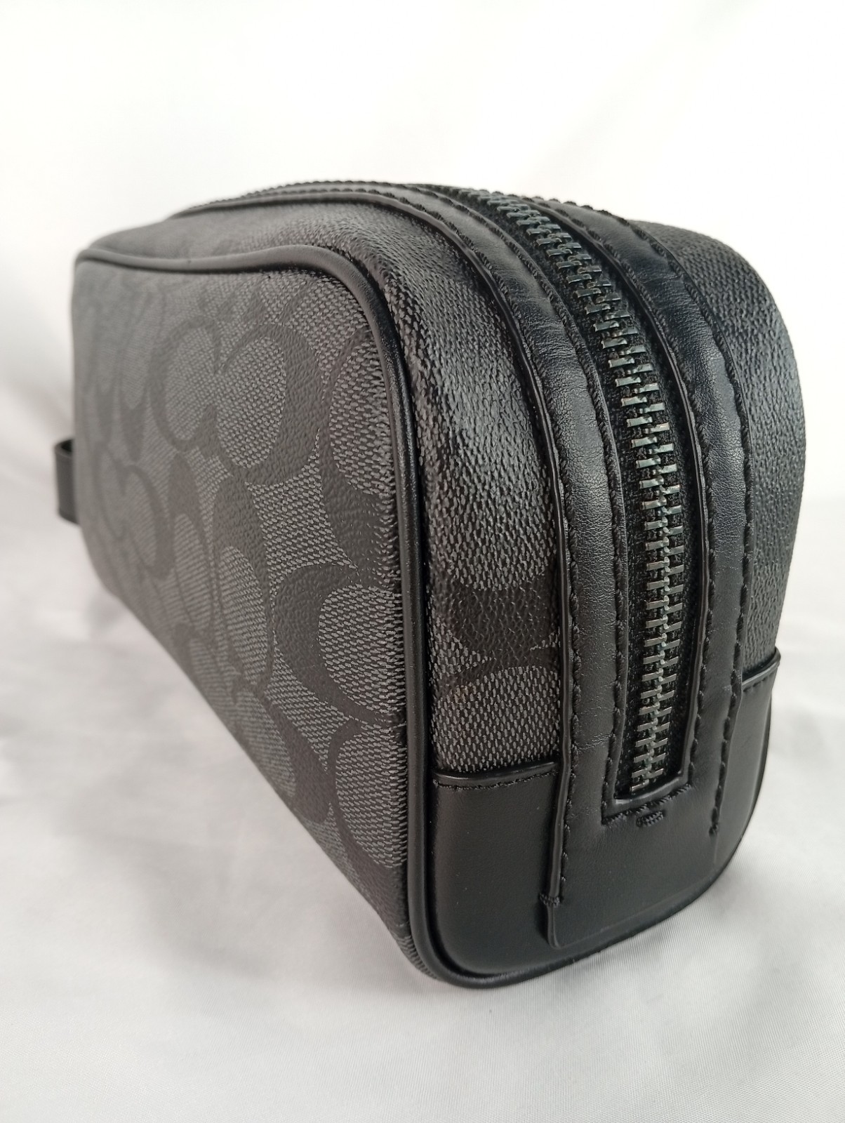 Pre-Owned Coach Signature Canvas Small Travel Kit Toiletry Bag Charcoal Black