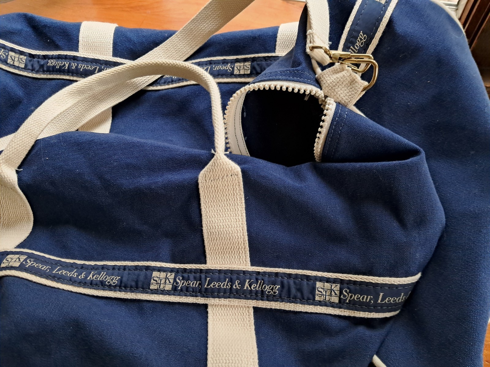 Spears Leeds Kelloggs Bank Duffle Bag Scarborough? Blue Extra Large