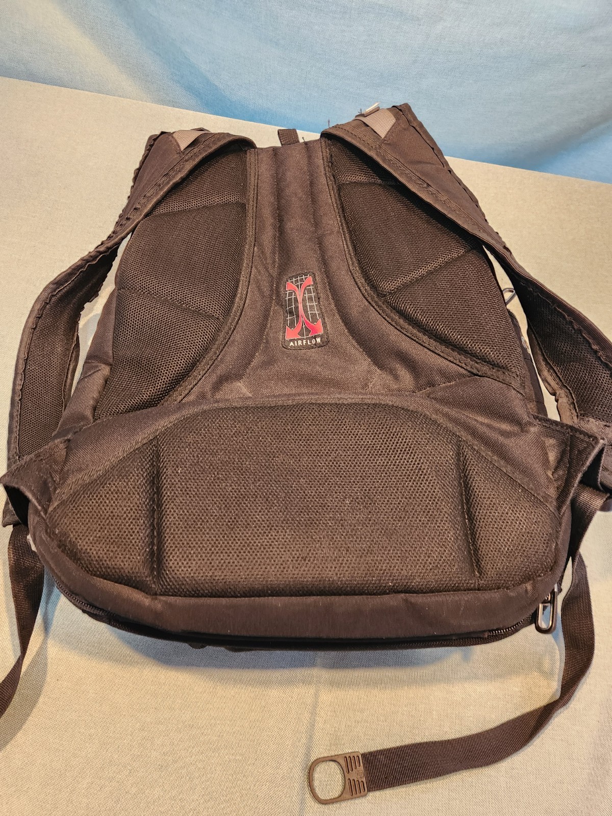 Swiss Gear Airflow Laptop Tablet Backpack Black Many Compartments – Zipper Issue