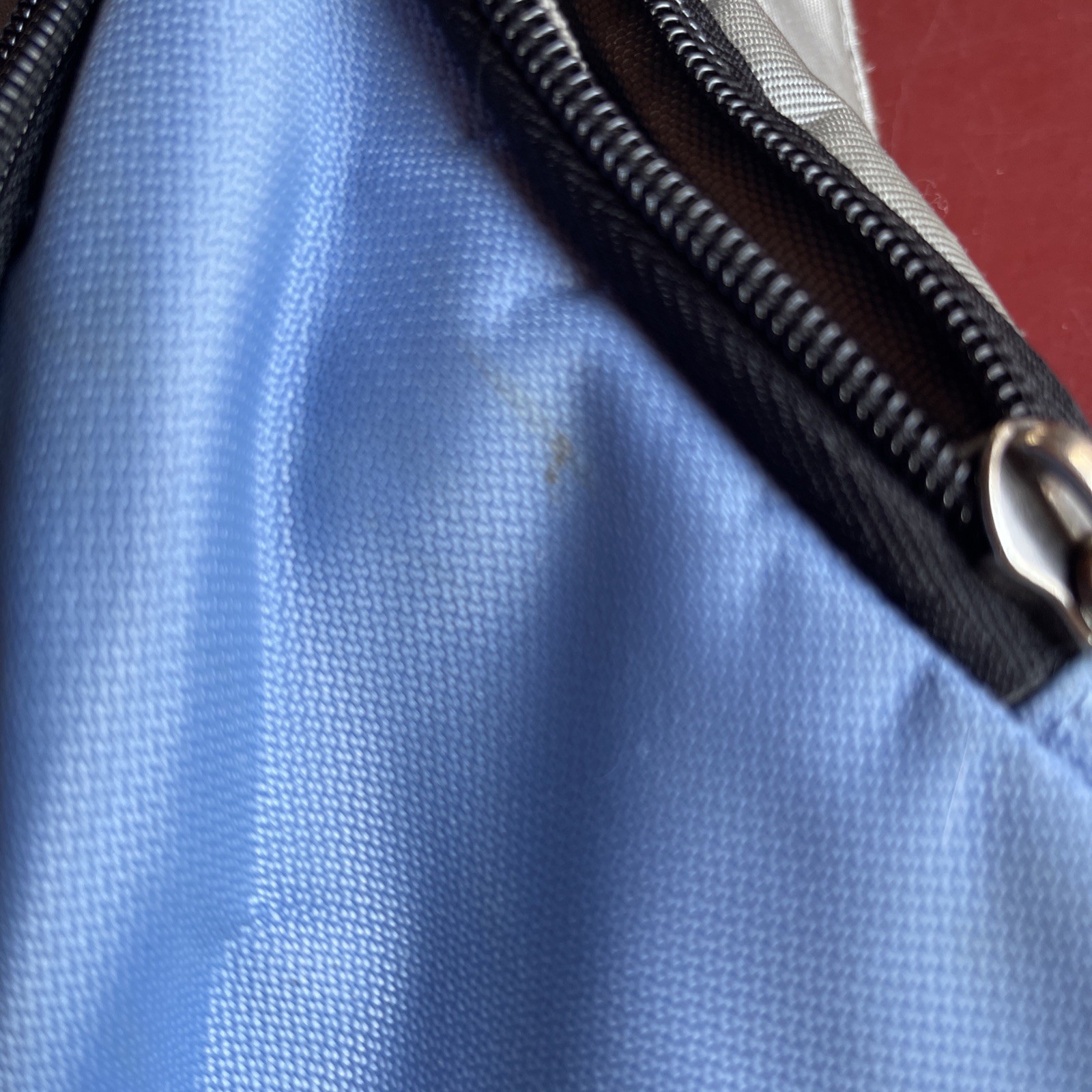 VICTORINOX Tear Drop Monosling – Zip Pockets Gray/Blue 14” Swiss Army