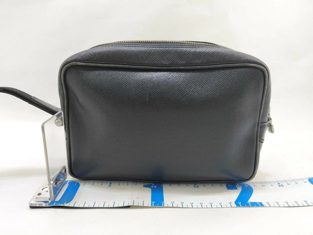 Louis Vuitton Calga Second Bag Men Black Leather Spain M30812 EX